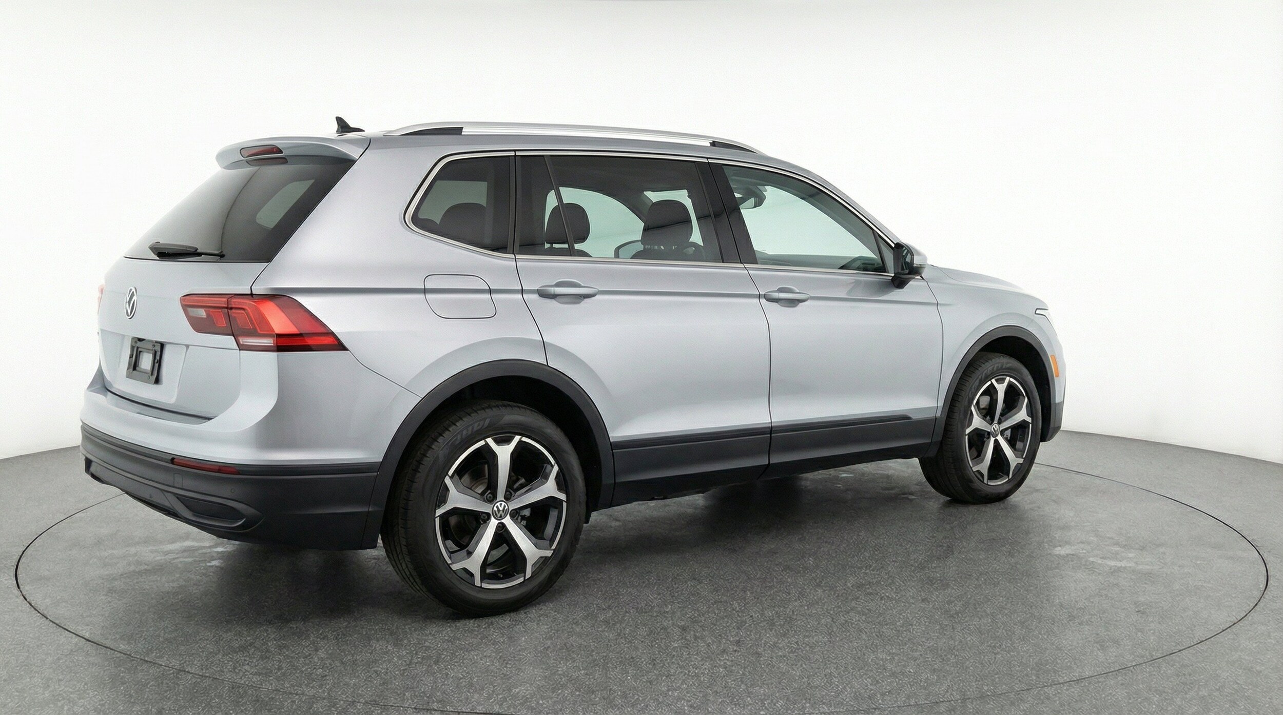 Thumbnail: 2026 Volkswagen Tiguan - 9