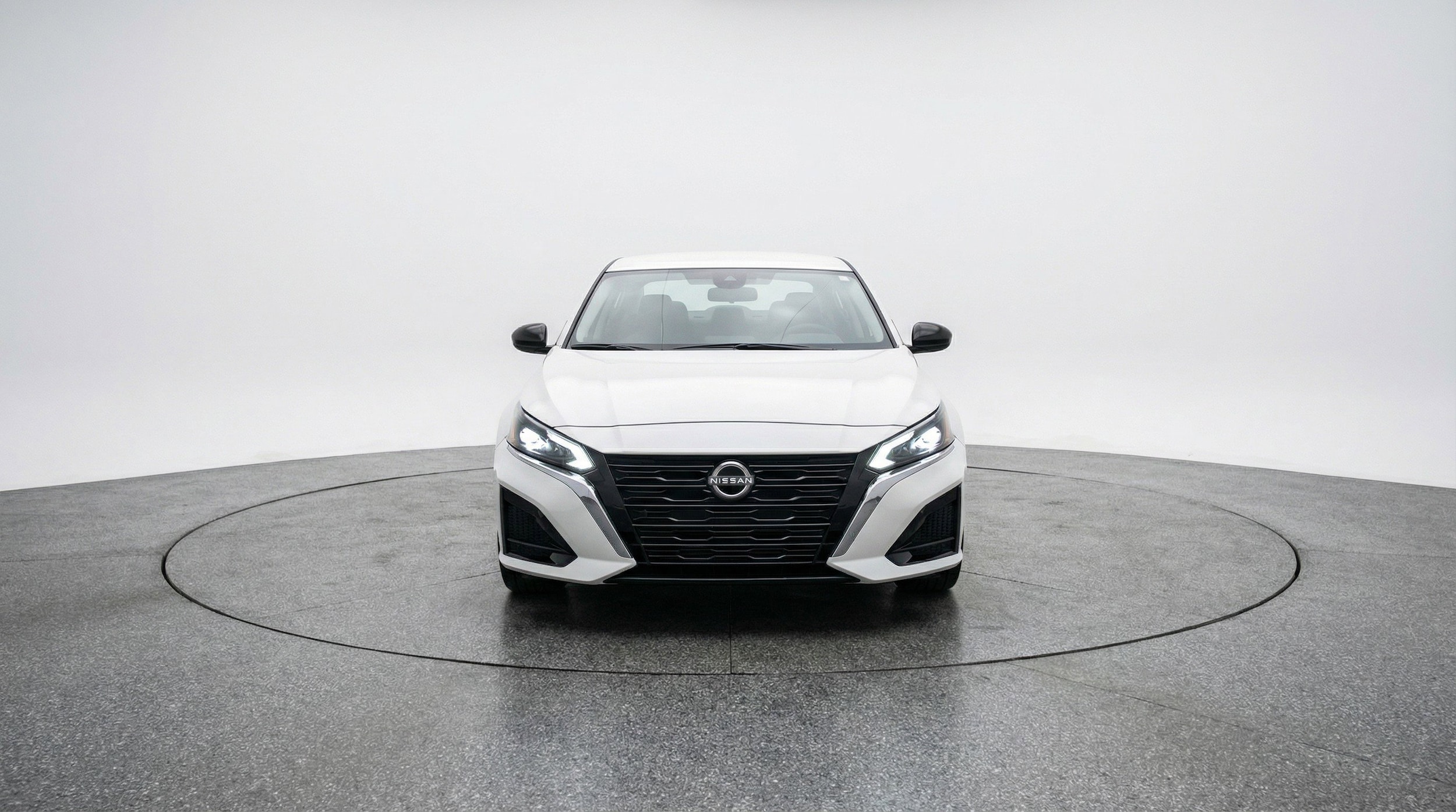 Thumbnail: 2025 Nissan Altima - 2