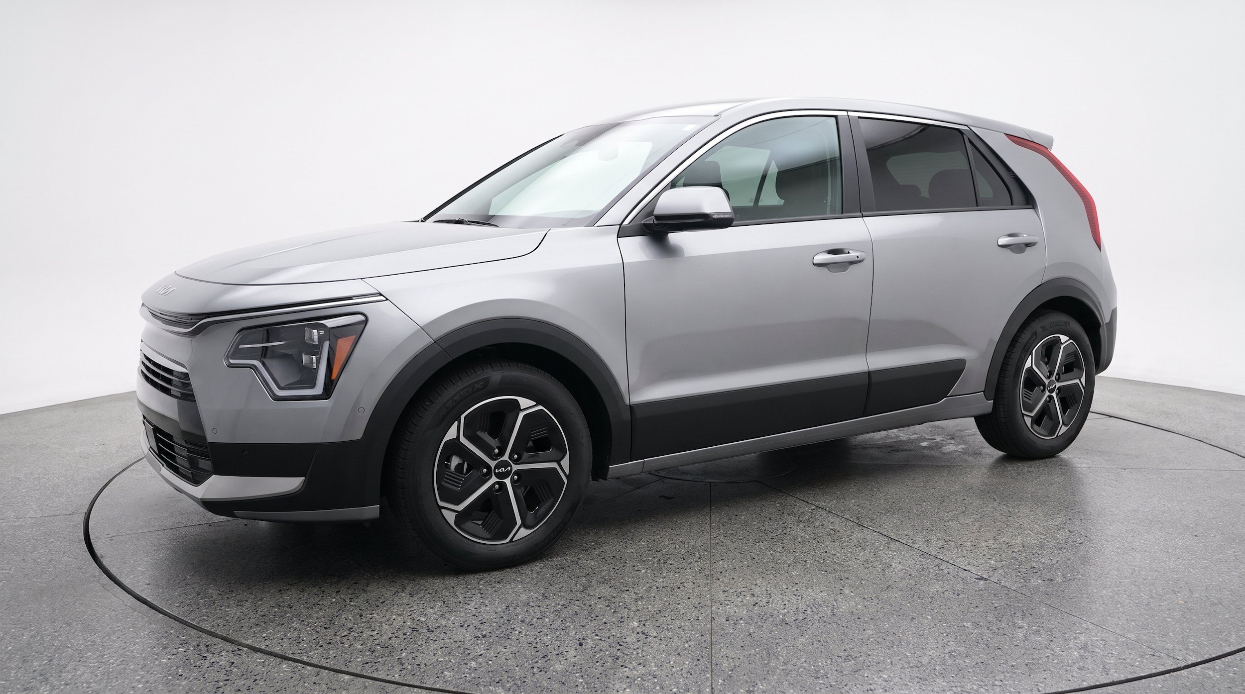 Thumbnail: 2026 Kia Niro - 3