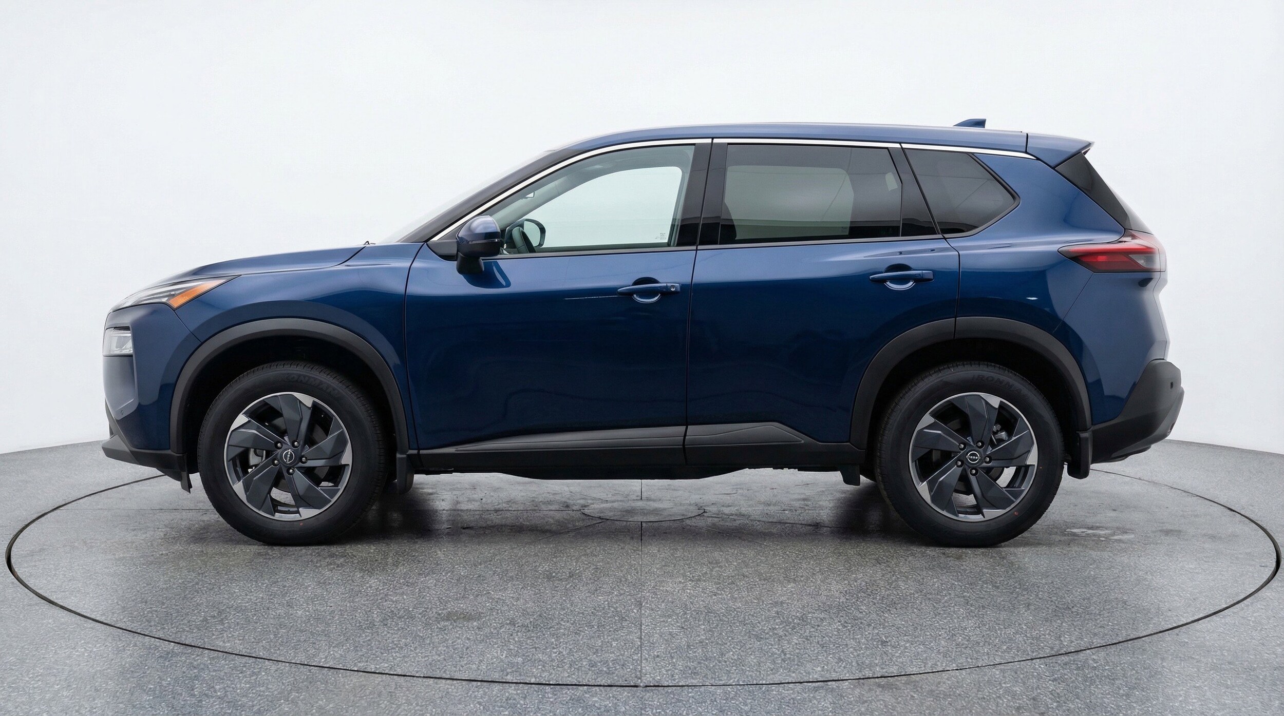 Thumbnail: 2025 Nissan Rogue - 5