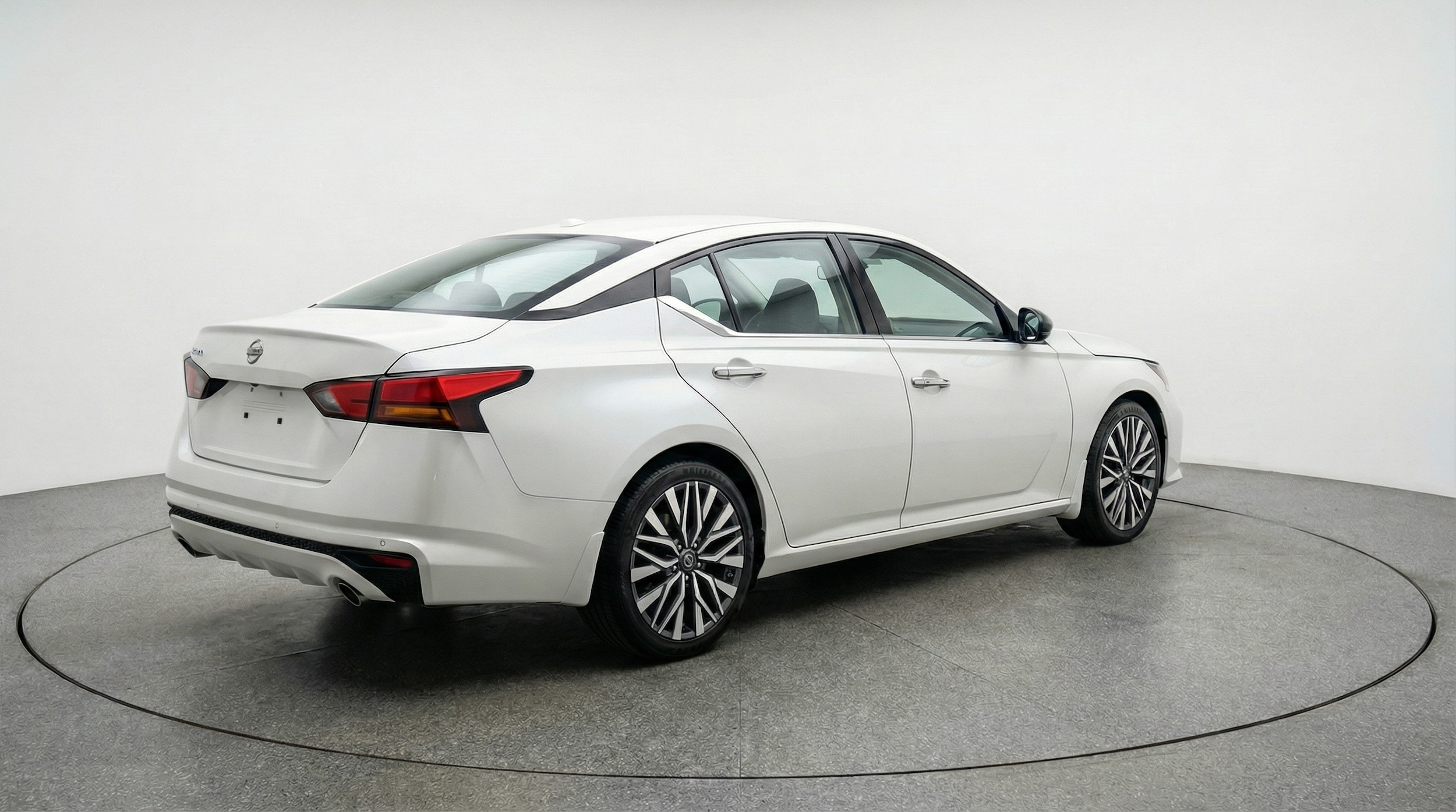 Thumbnail: 2025 Nissan Altima - 7