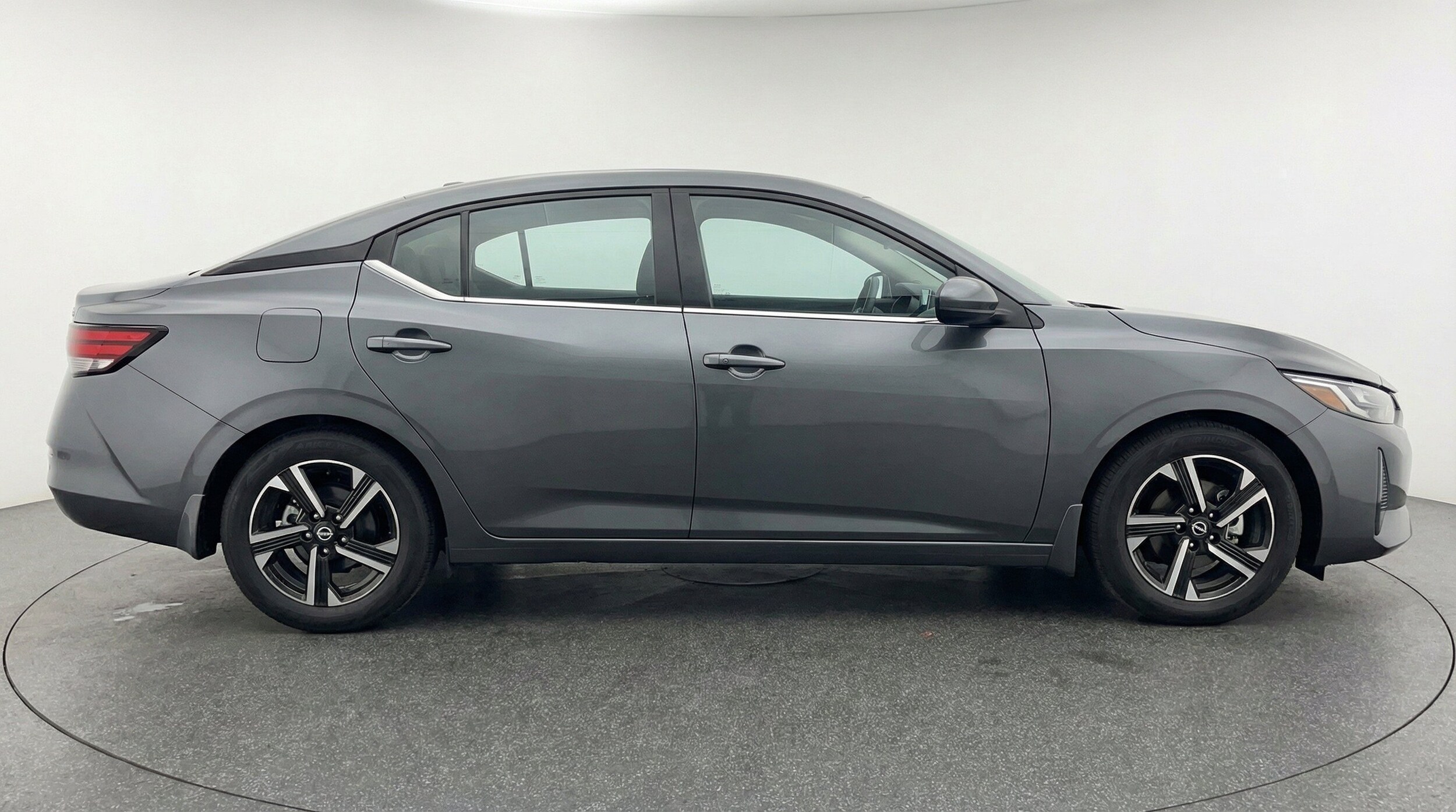 Thumbnail: 2025 Nissan Sentra - 11