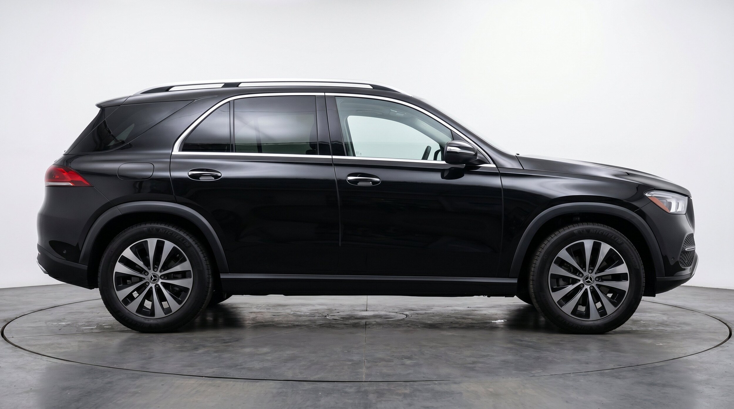 Thumbnail: 2026 Mercedes-Benz GLE - 11