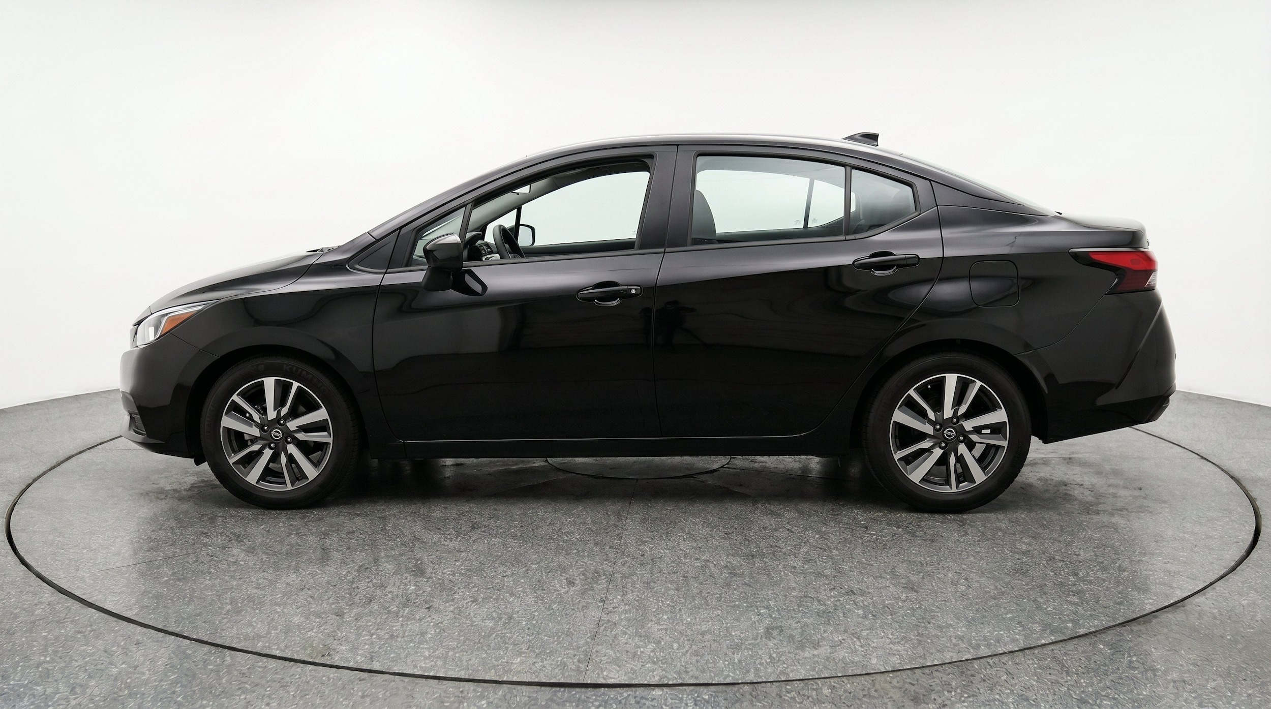 Thumbnail: 2025 Nissan Versa - 5