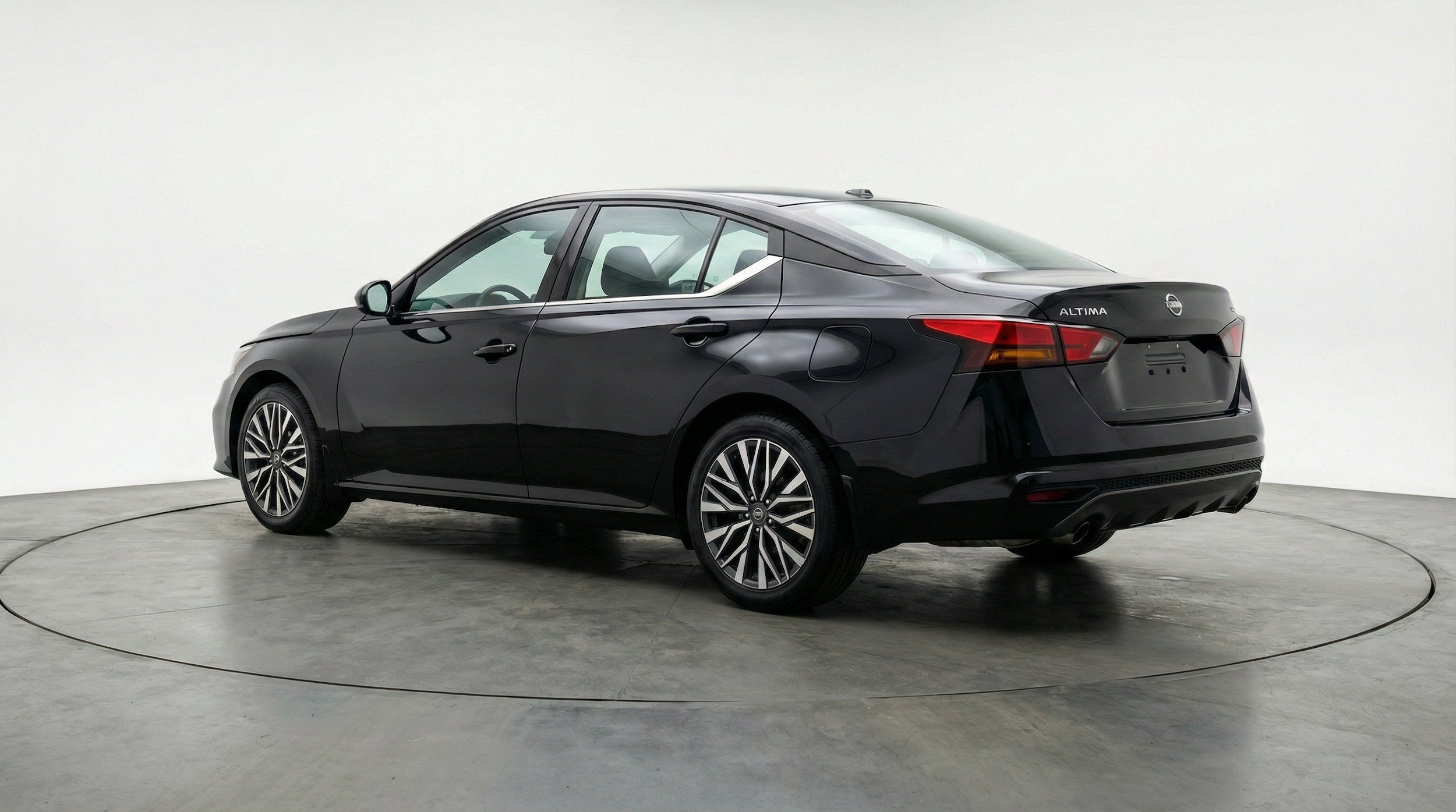 Thumbnail: 2025 Nissan Altima - 6