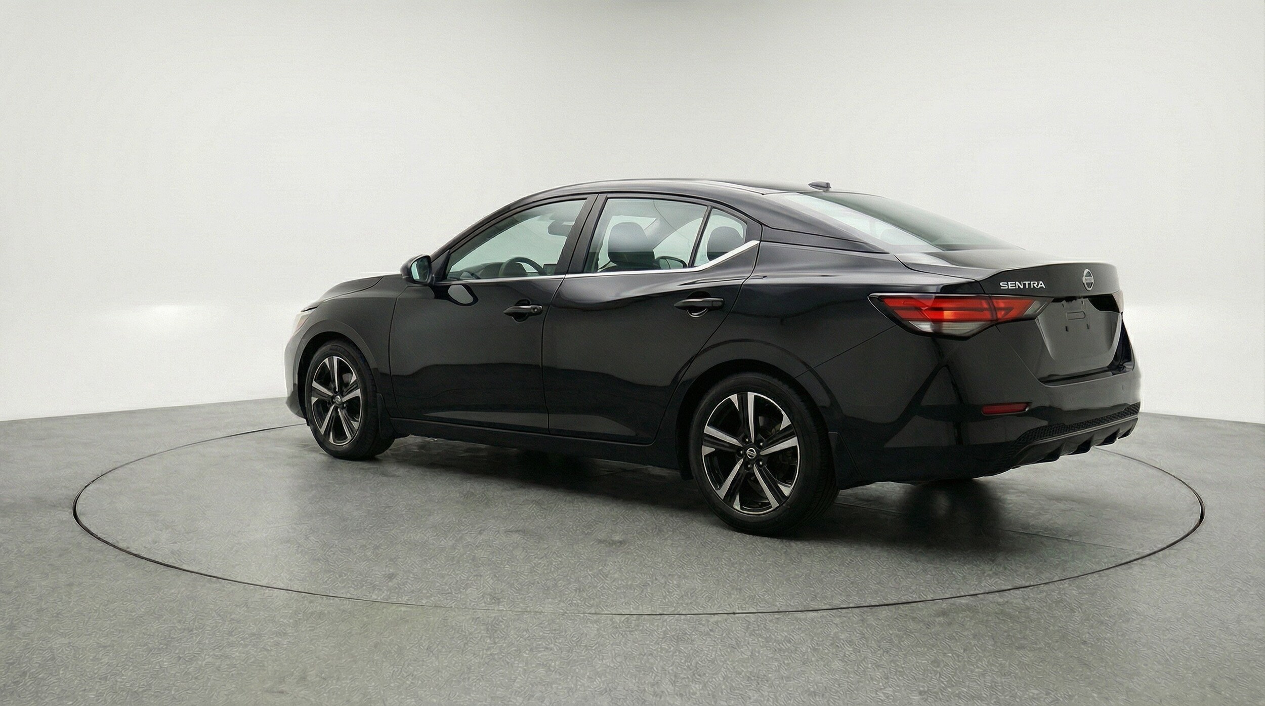 Thumbnail: 2025 Nissan Sentra - 9