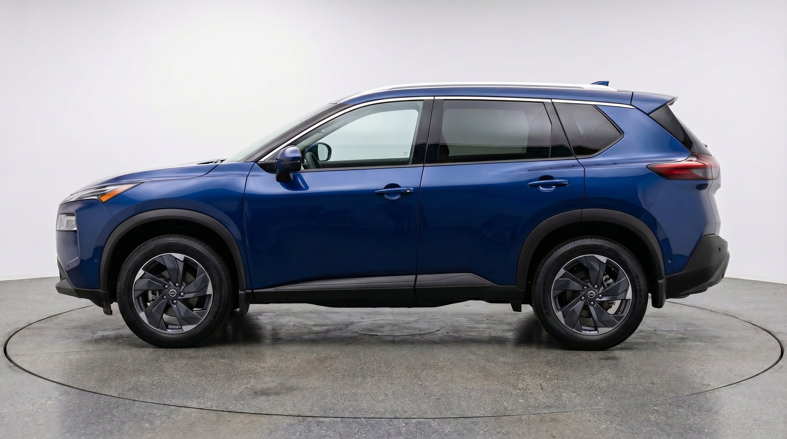Thumbnail: 2025 Nissan Rogue - 5