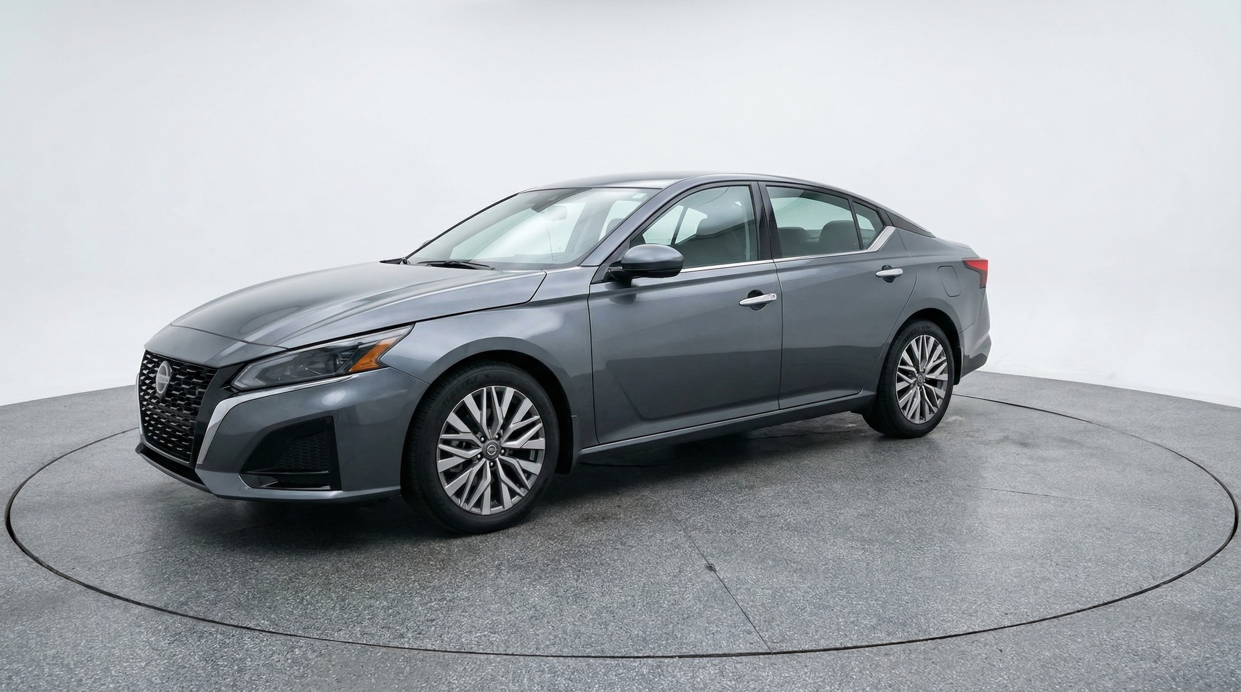 Thumbnail: 2025 Nissan Altima - 3