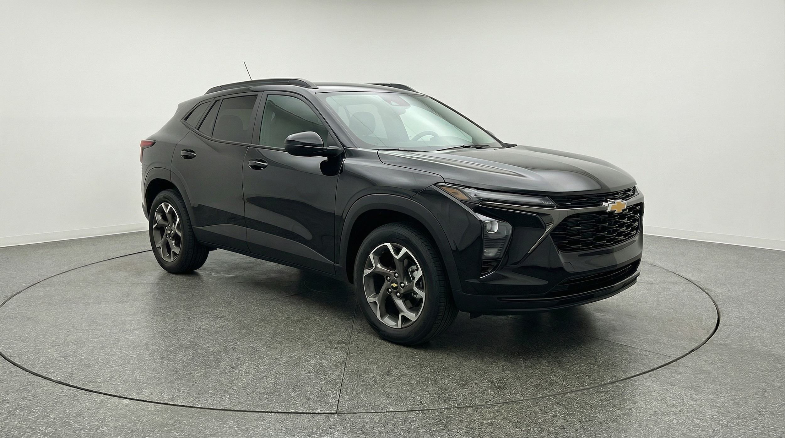 Thumbnail: 2025 Chevrolet Trax - 1