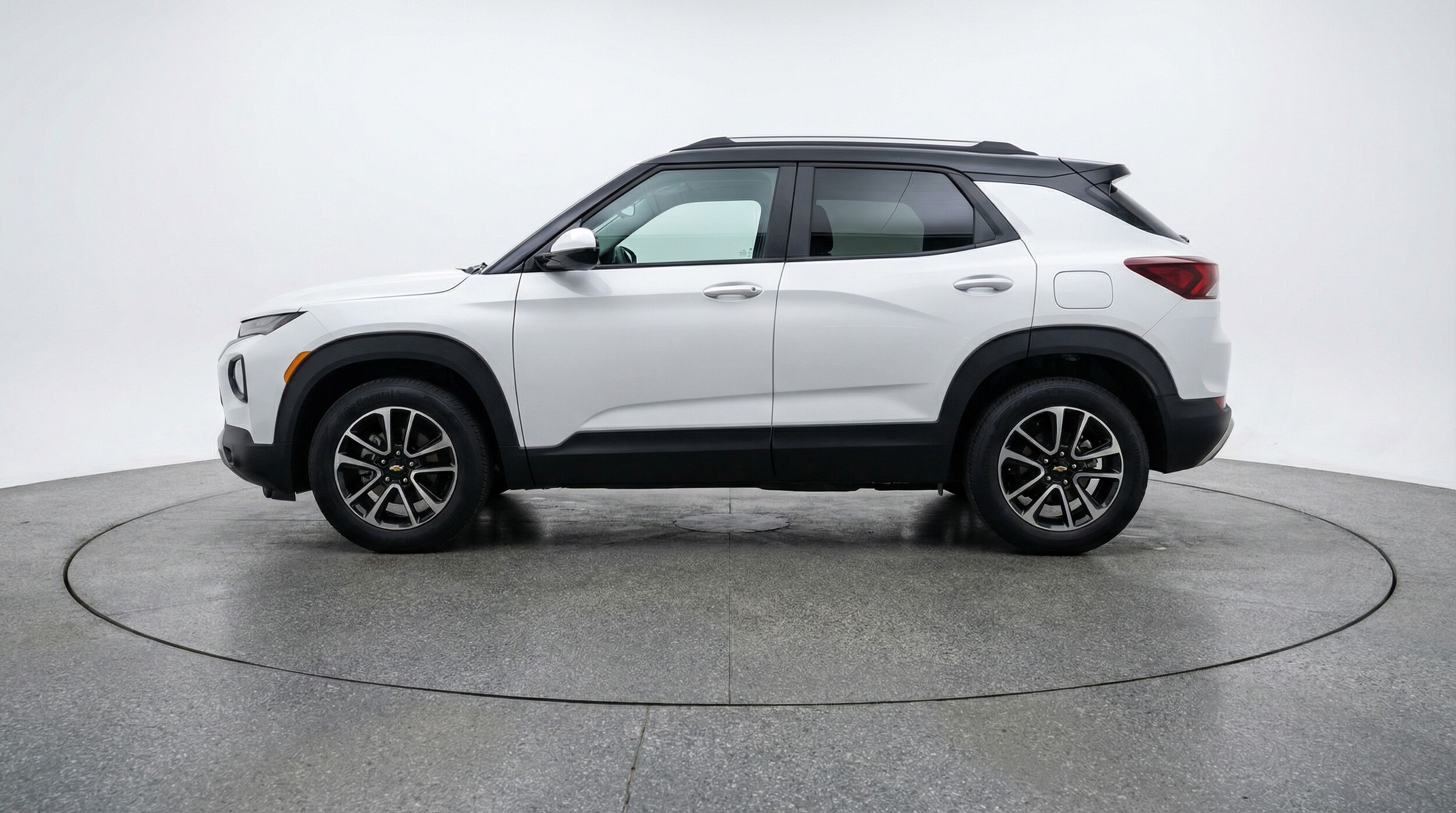 Thumbnail: 2025 Chevrolet TrailBlazer - 4