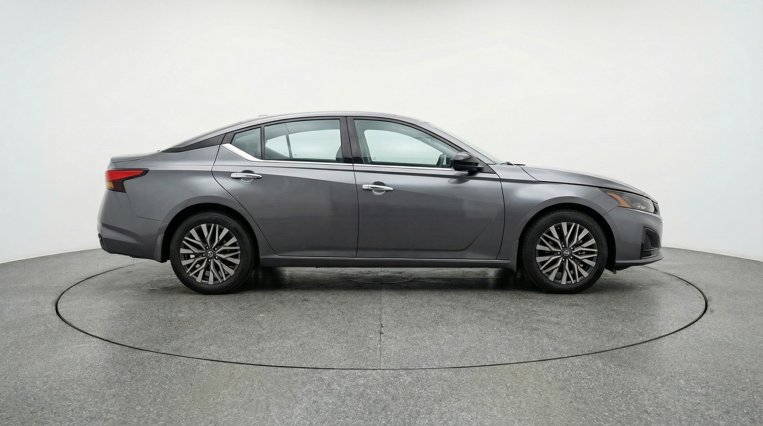 Thumbnail: 2025 Nissan Altima - 8