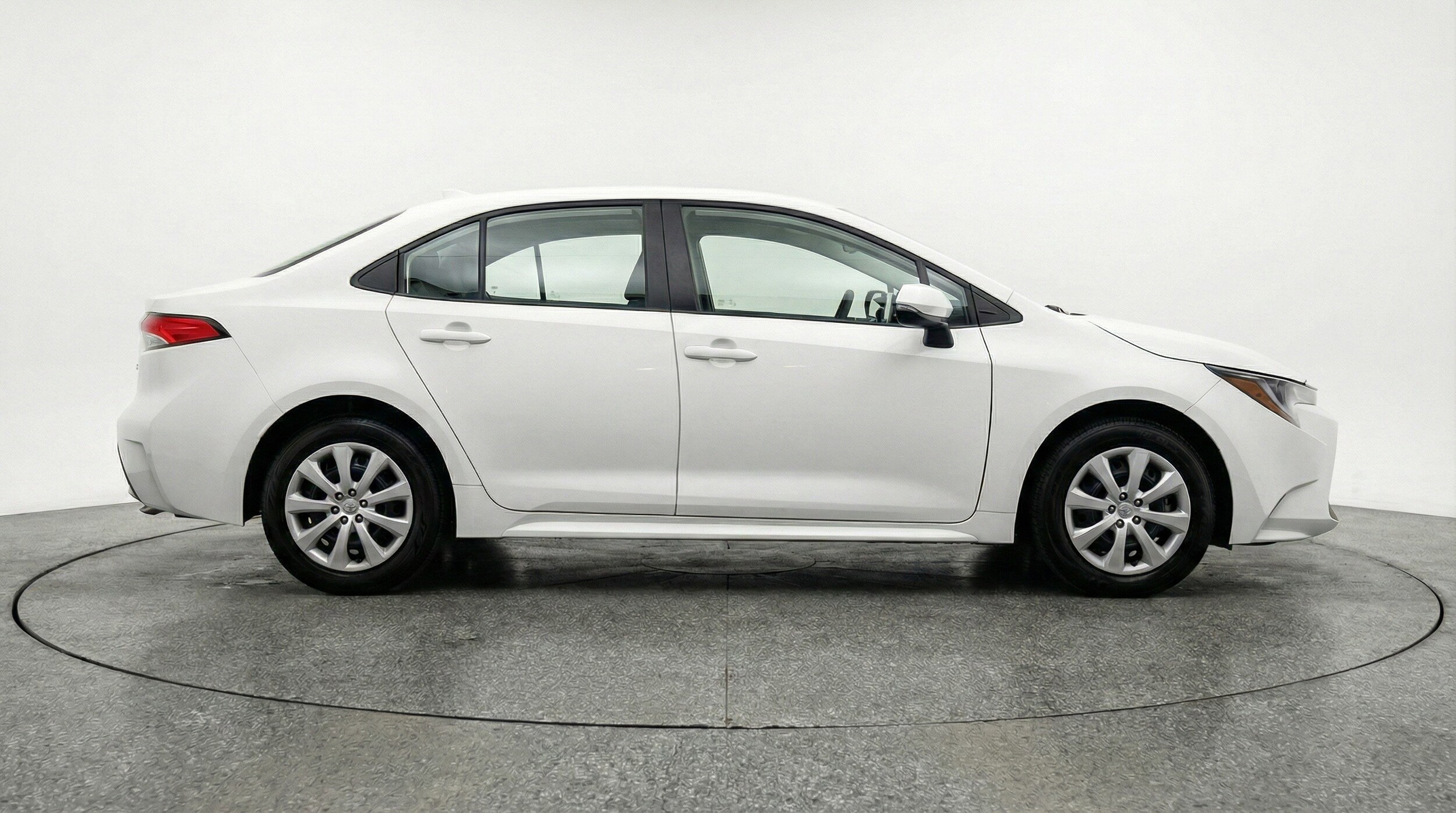 Thumbnail: 2025 Toyota Corolla - 11