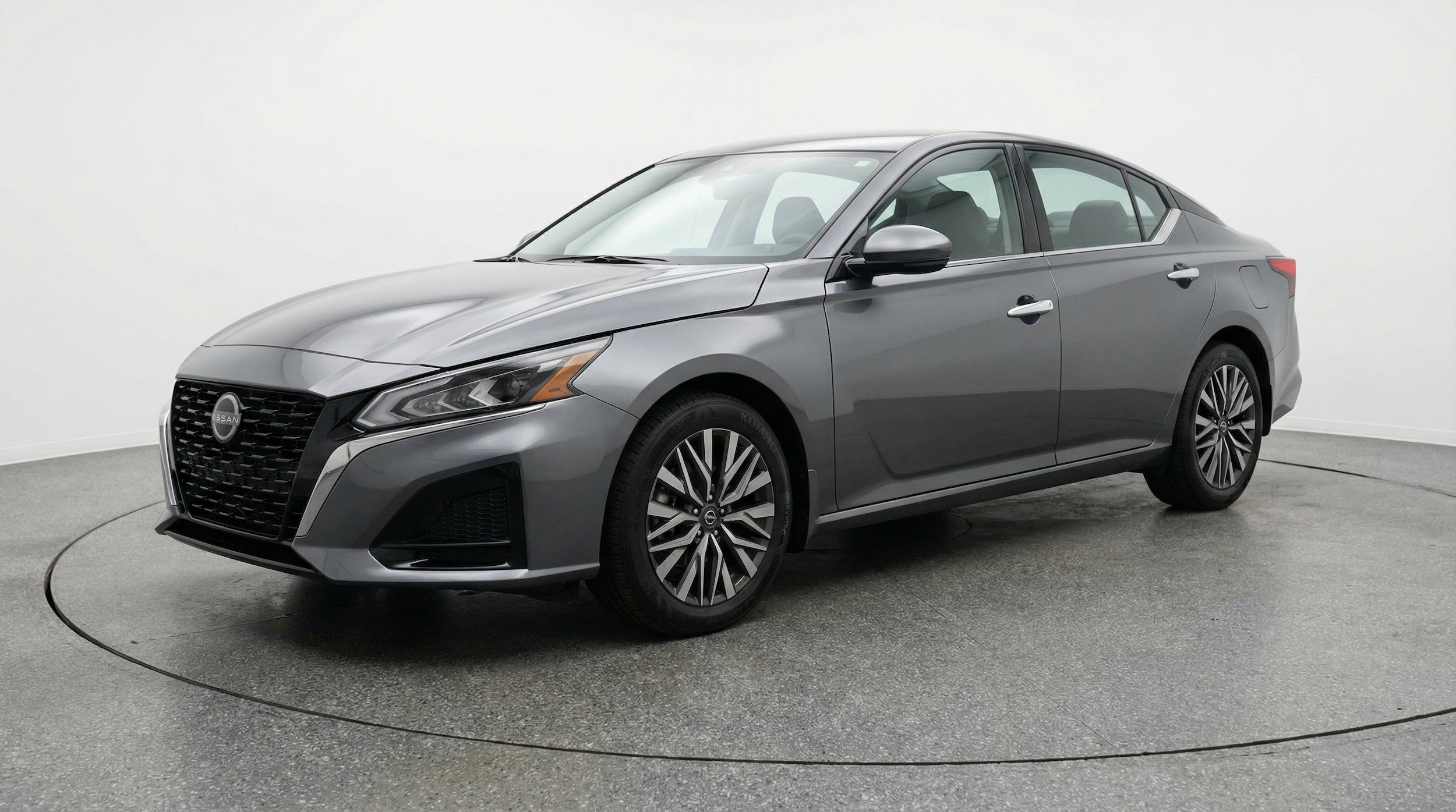 Thumbnail: 2025 Nissan Altima - 3