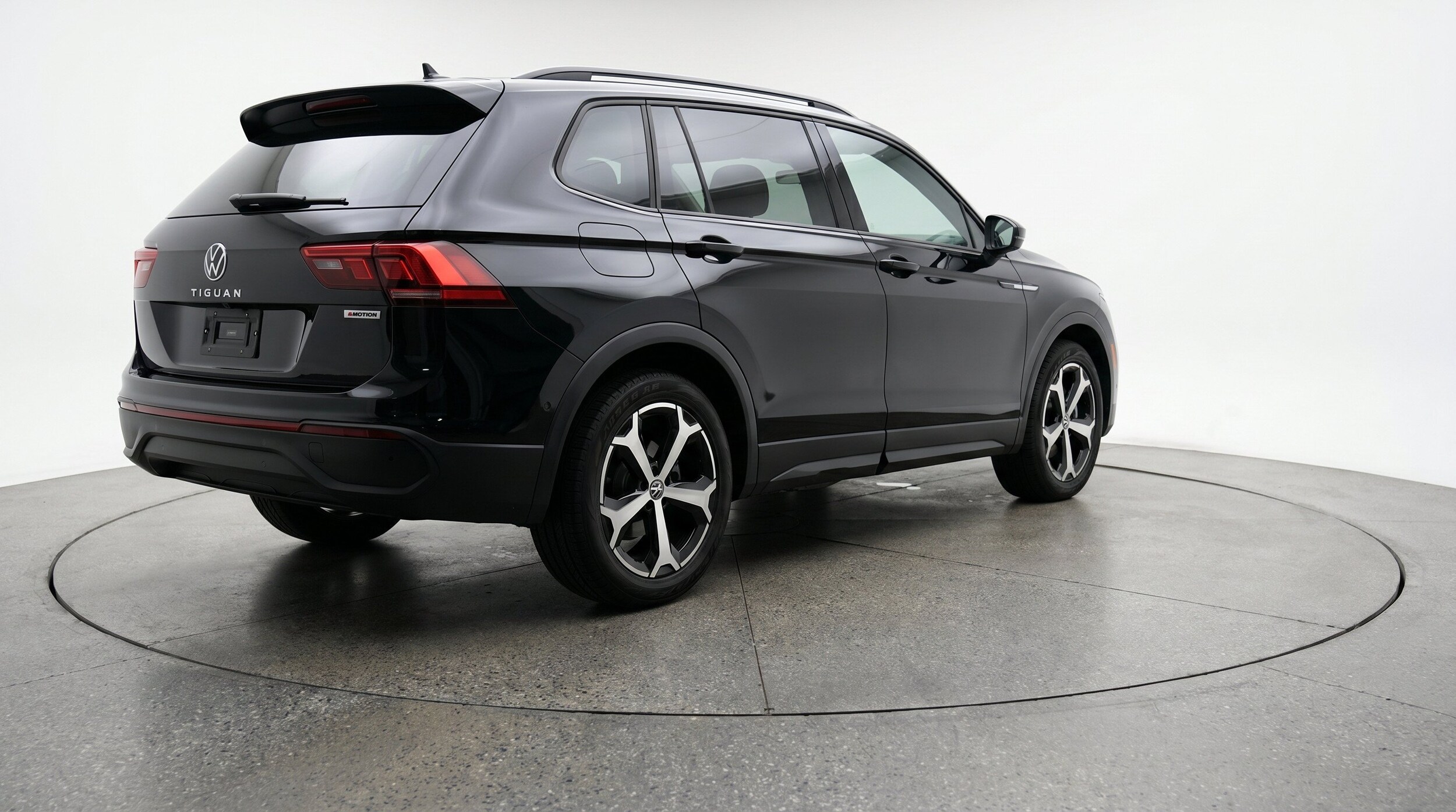 Thumbnail: 2026 Volkswagen Tiguan - 9