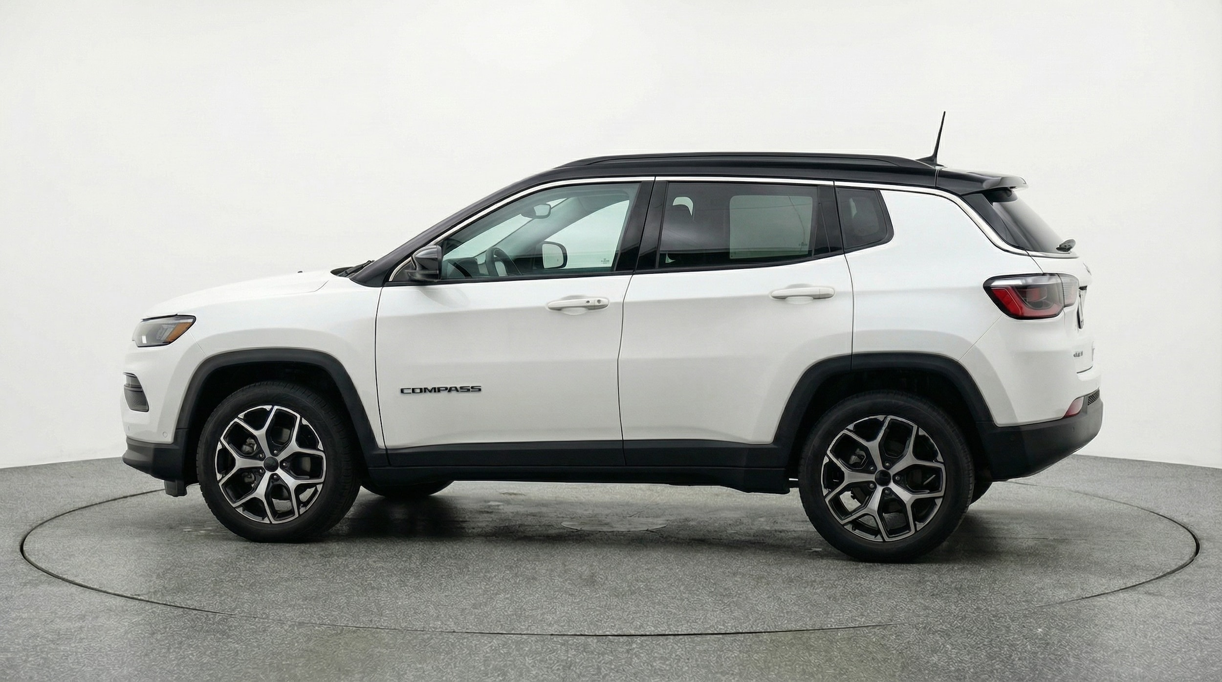 Thumbnail: 2025 Jeep Compass - 4