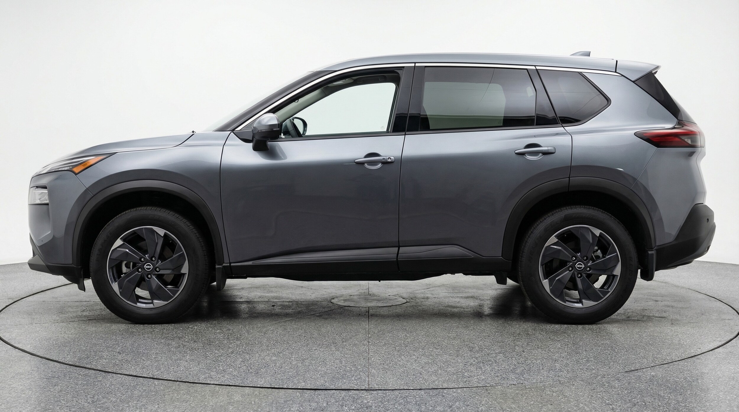 Thumbnail: 2025 Nissan Rogue - 4