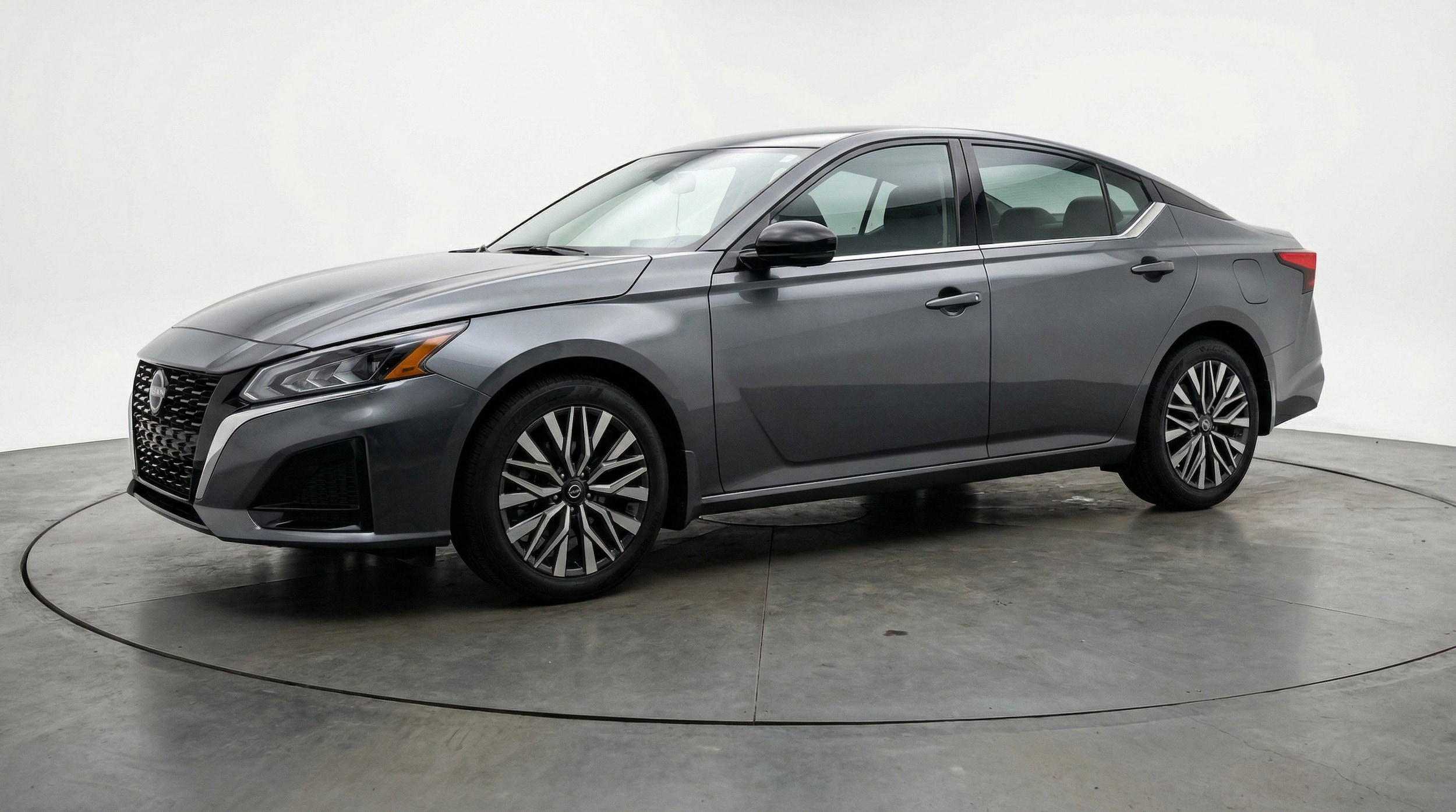 Thumbnail: 2025 Nissan Altima - 3