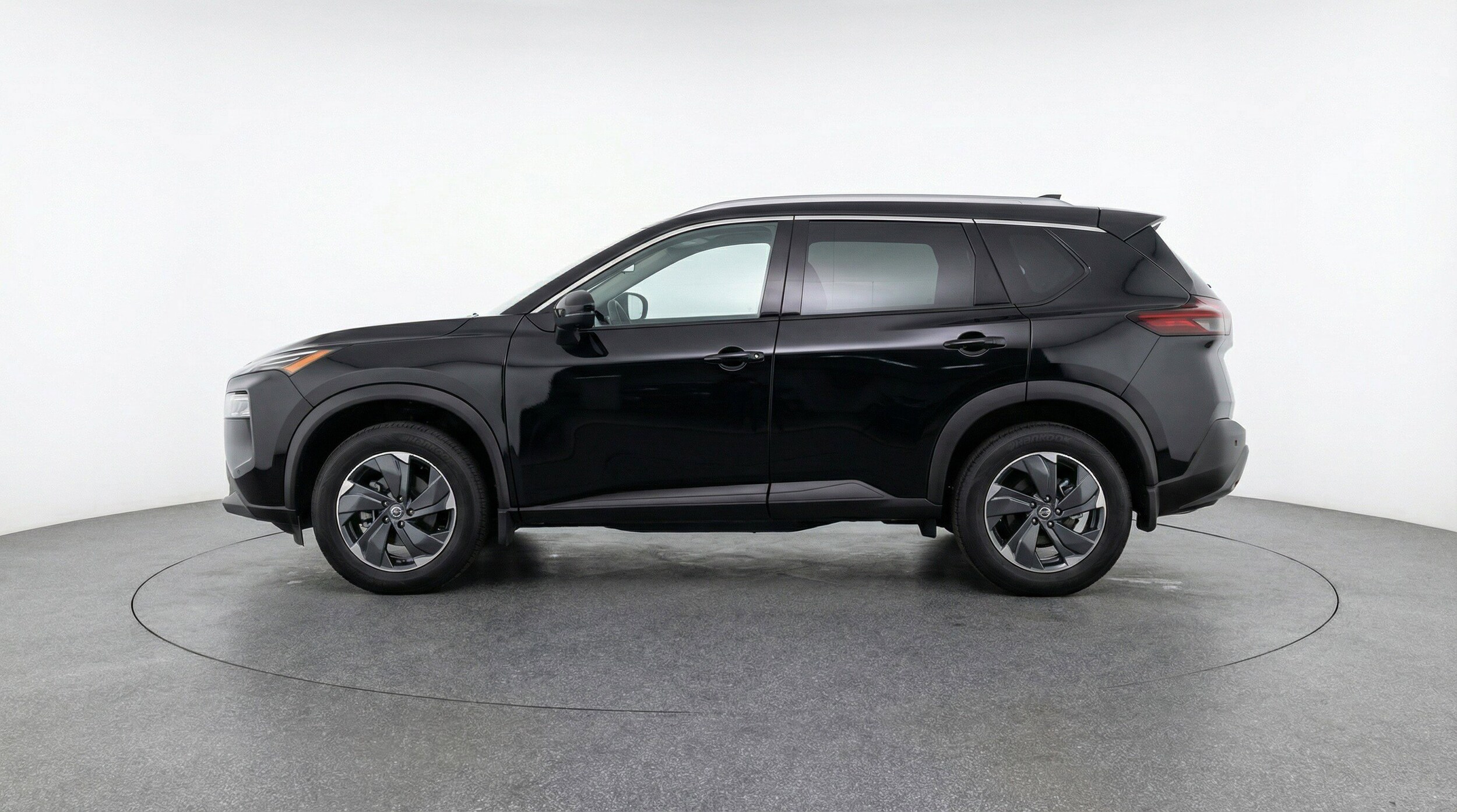 Thumbnail: 2025 Nissan Rogue - 5