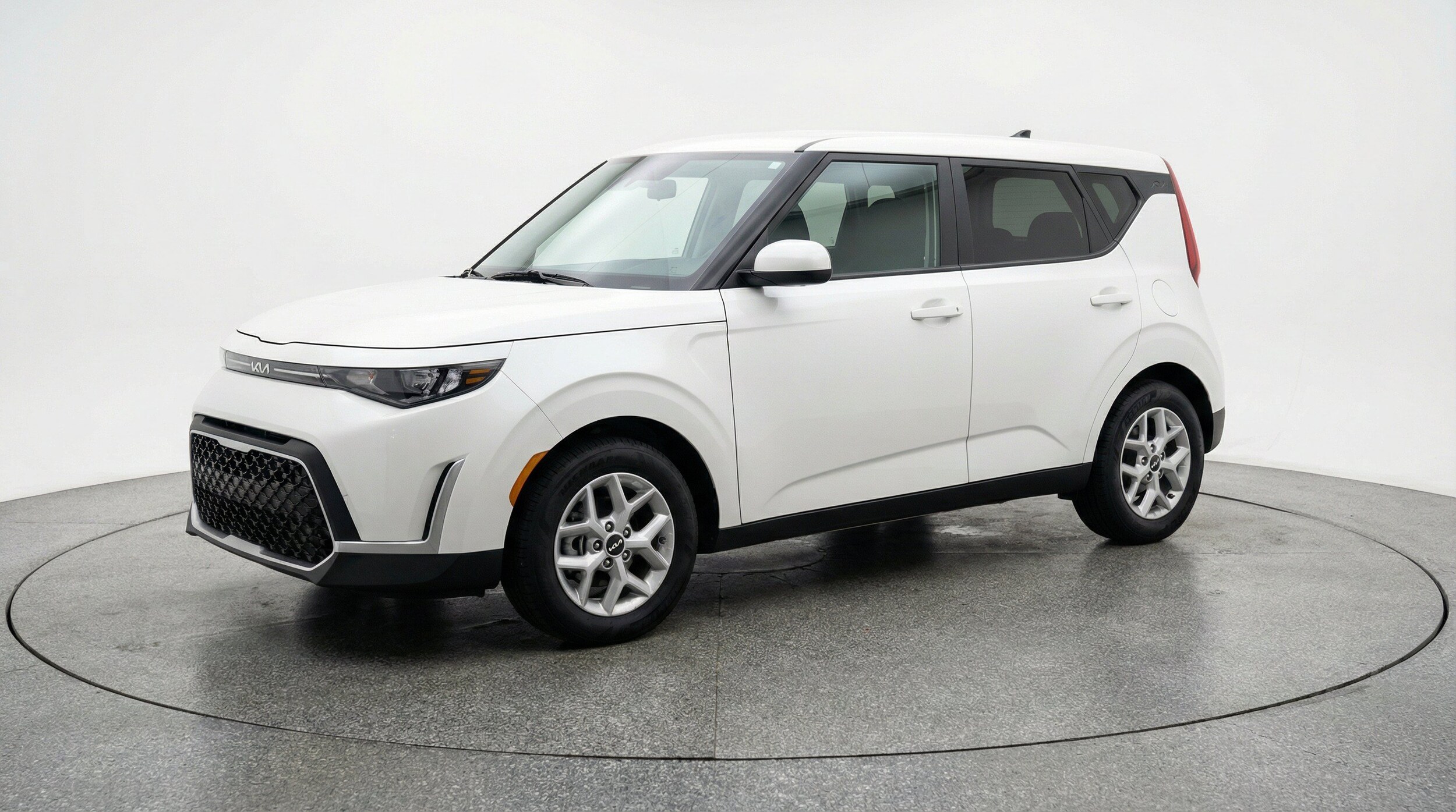 Thumbnail: 2025 Kia Soul - 3