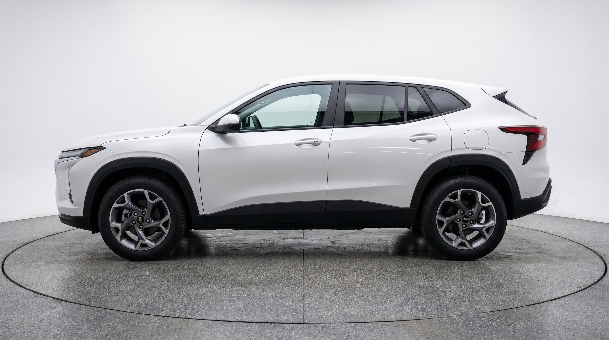 Thumbnail: 2025 Chevrolet Trax - 5