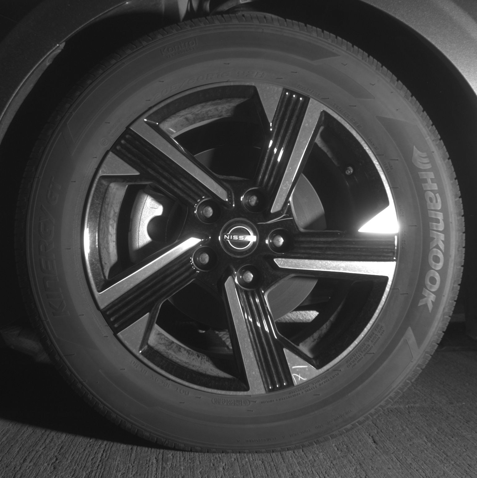 Thumbnail: 2025 Nissan Sentra - 9