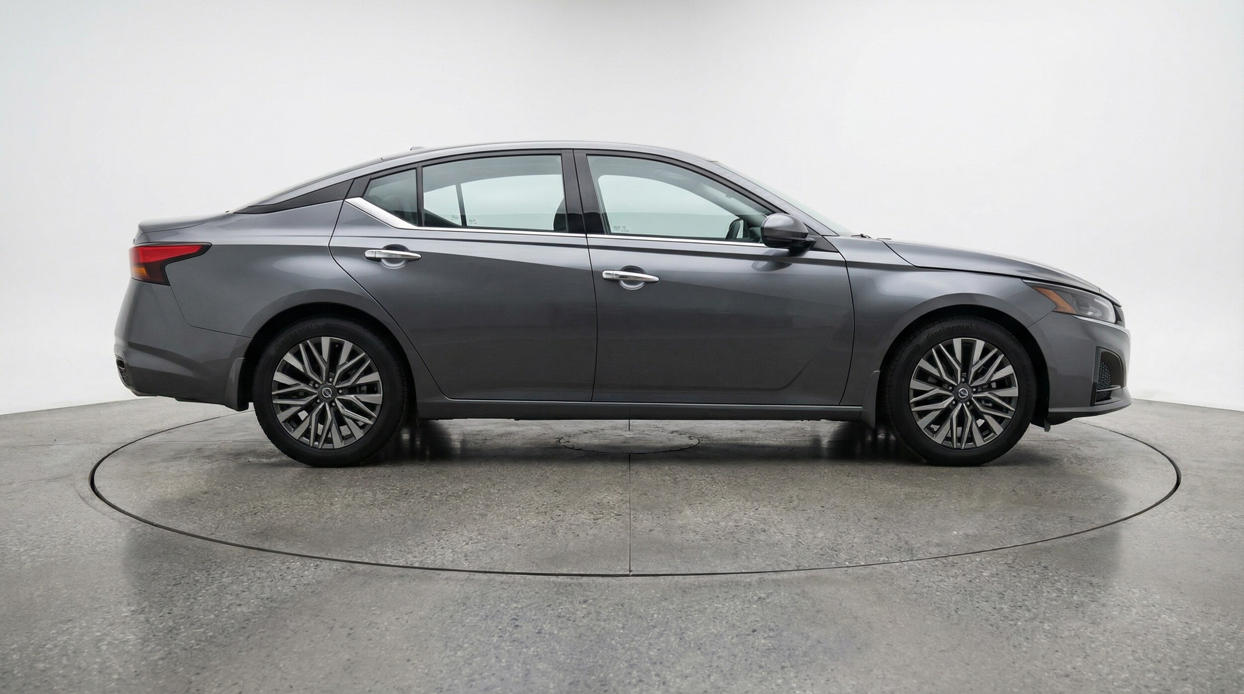 Thumbnail: 2025 Nissan Altima - 8