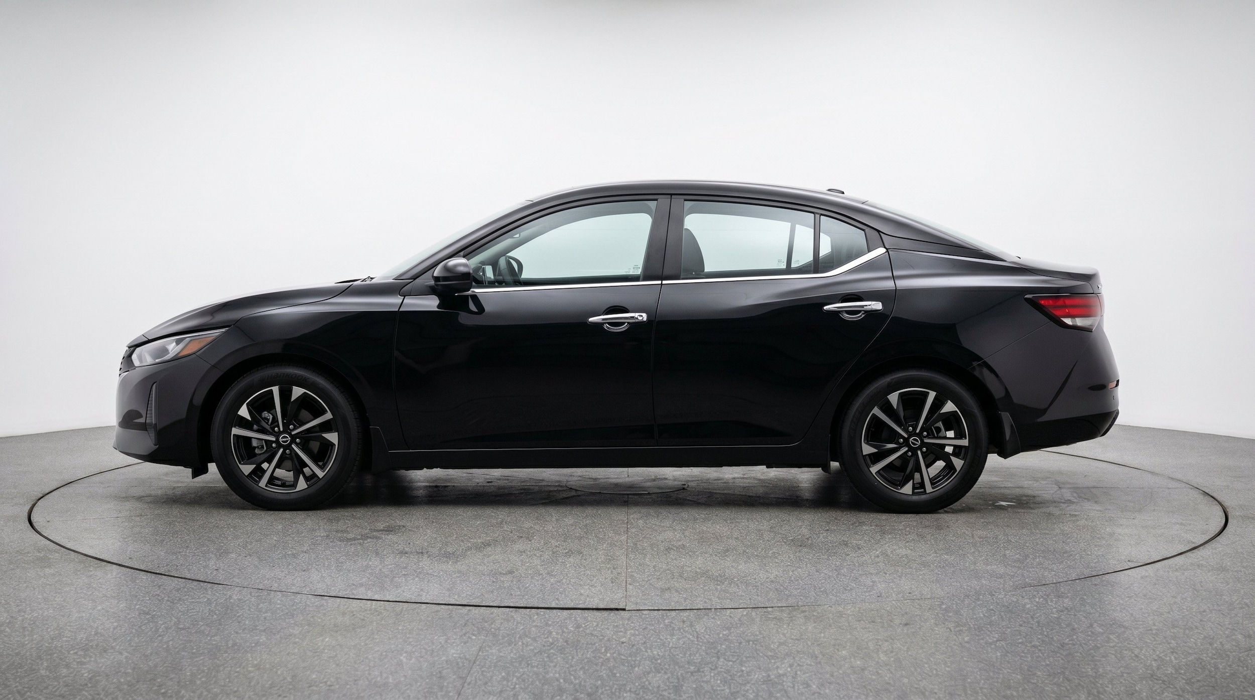 Thumbnail: 2025 Nissan Sentra - 5