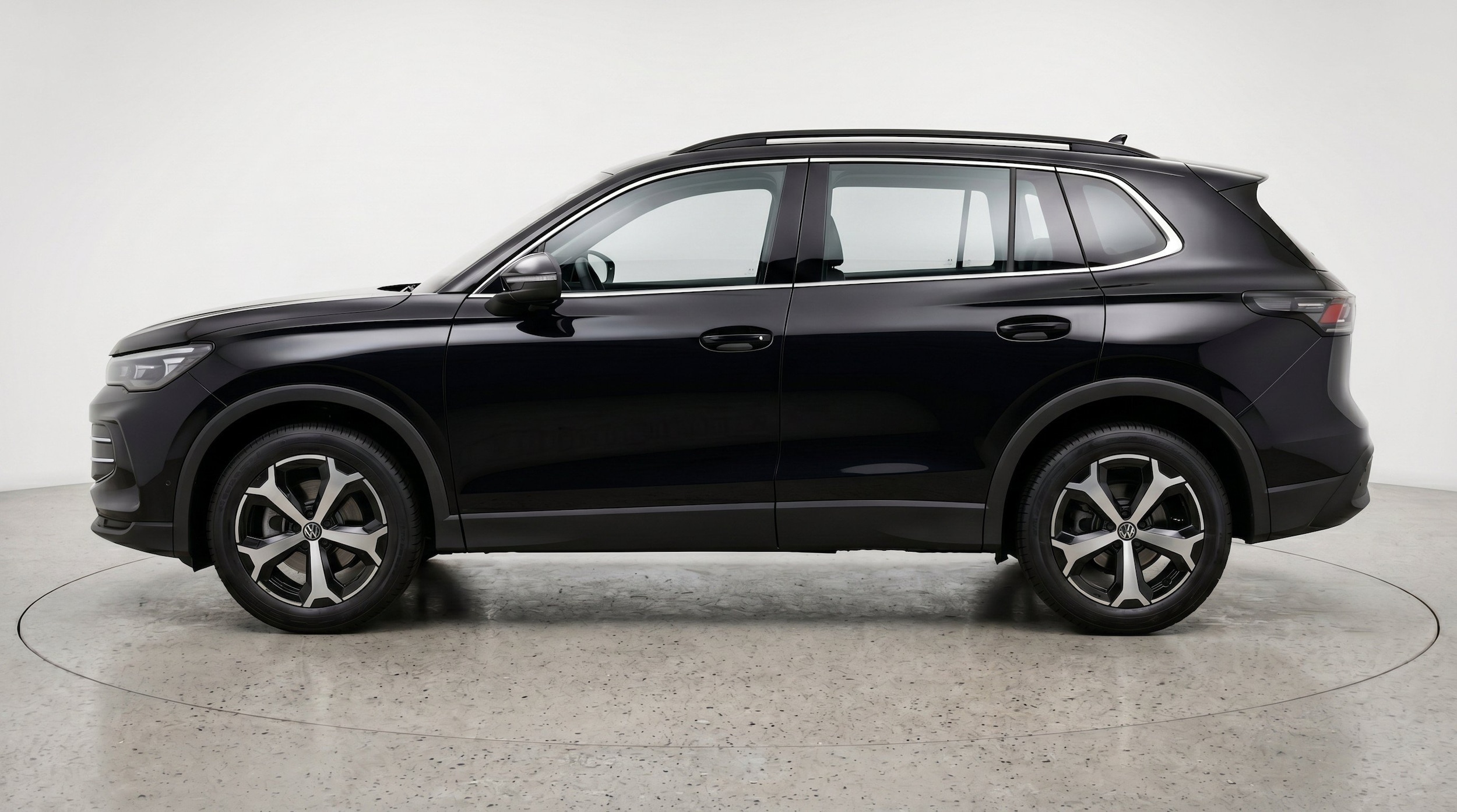 Thumbnail: 2026 Volkswagen Tiguan - 5