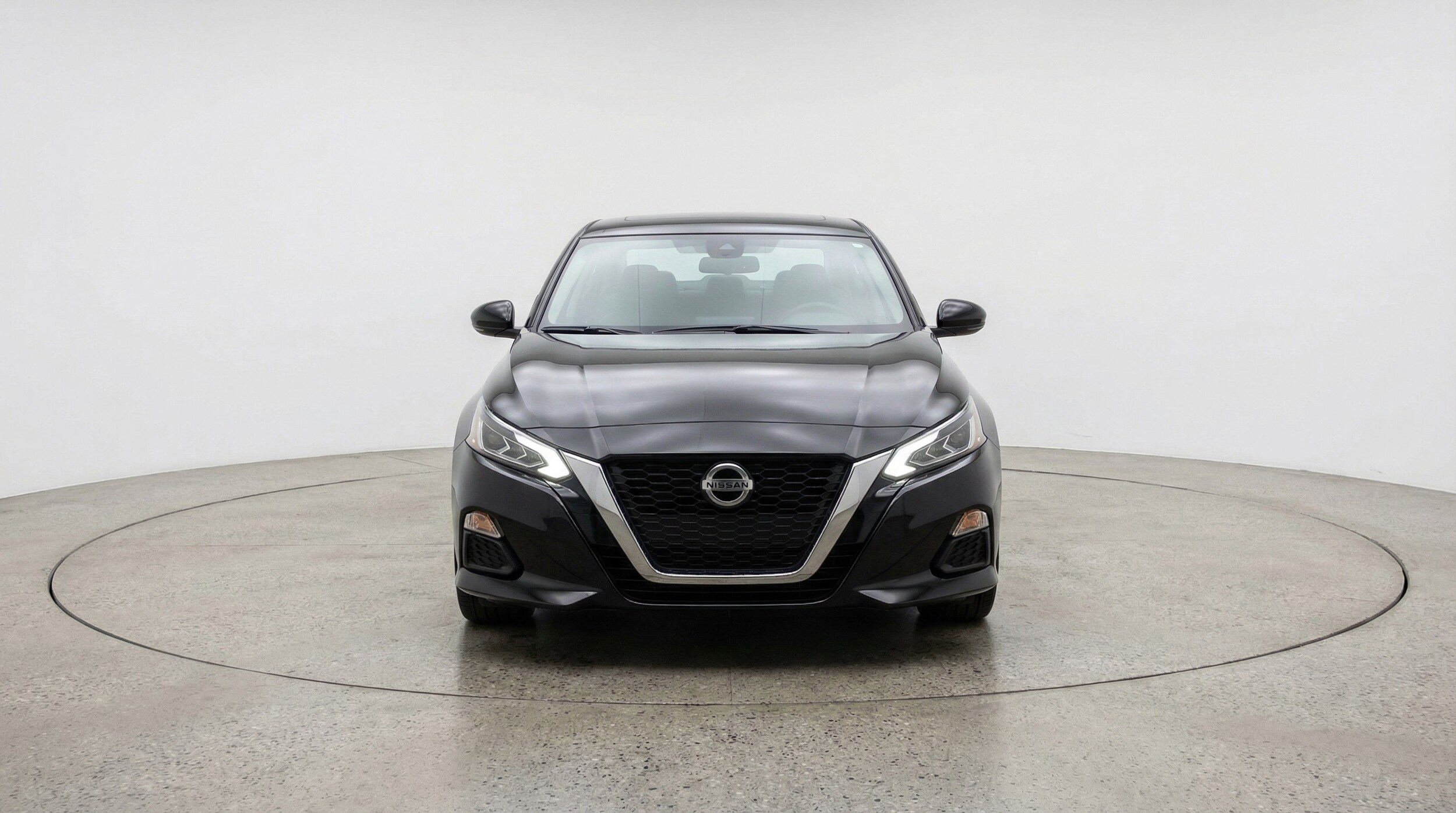 Thumbnail: 2025 Nissan Altima - 2