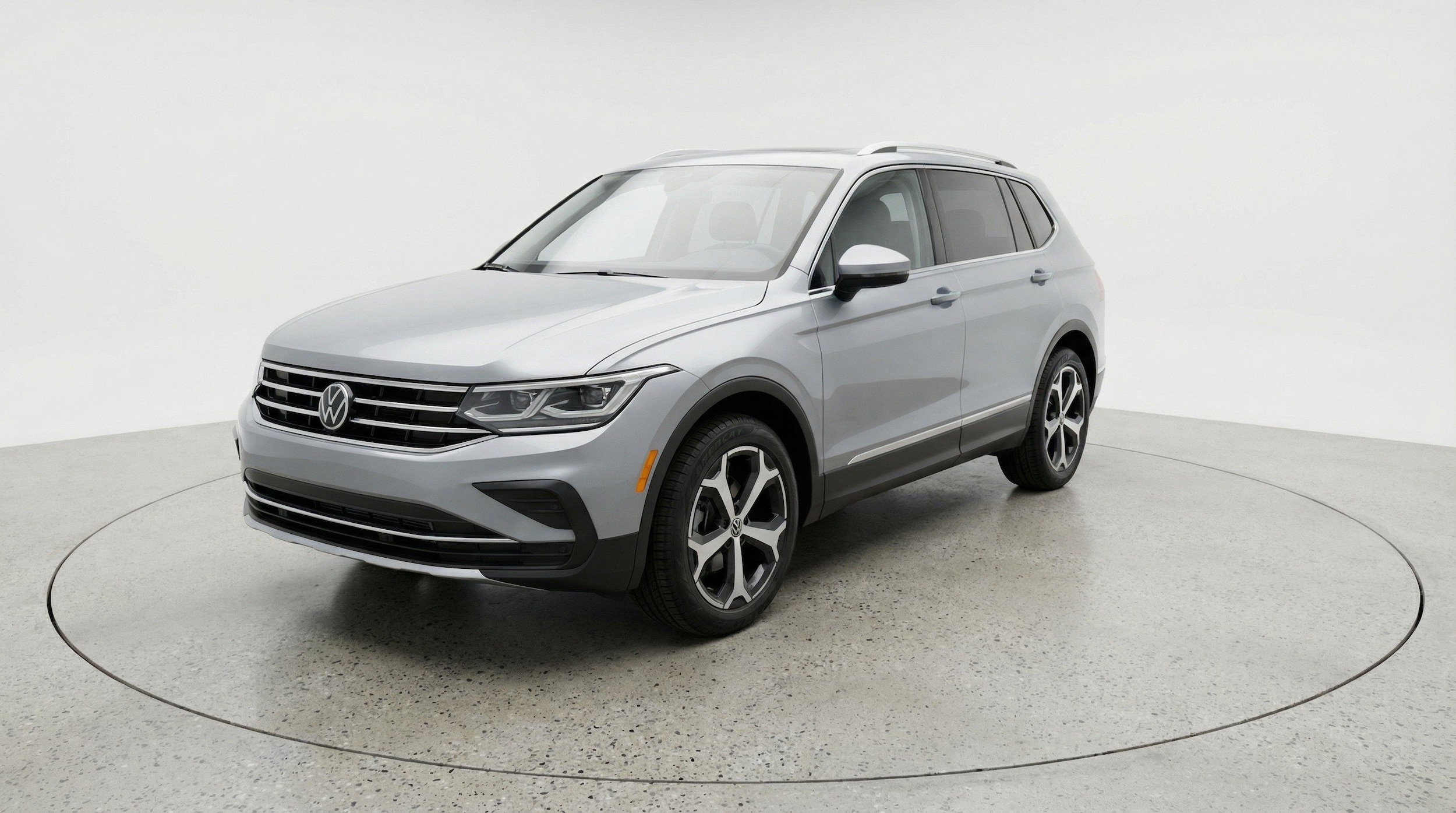 Thumbnail: 2026 Volkswagen Tiguan - 3