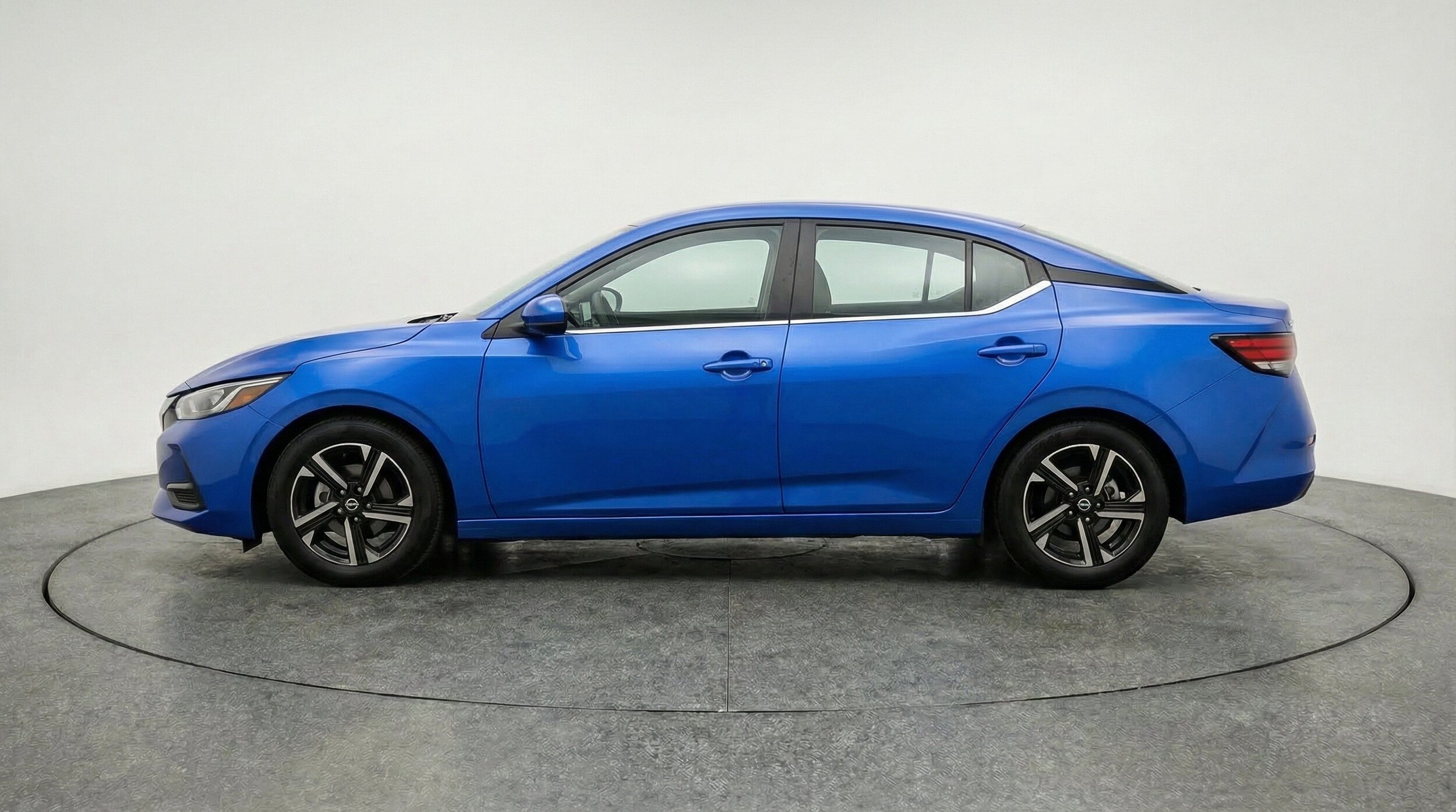 Thumbnail: 2025 Nissan Sentra - 5