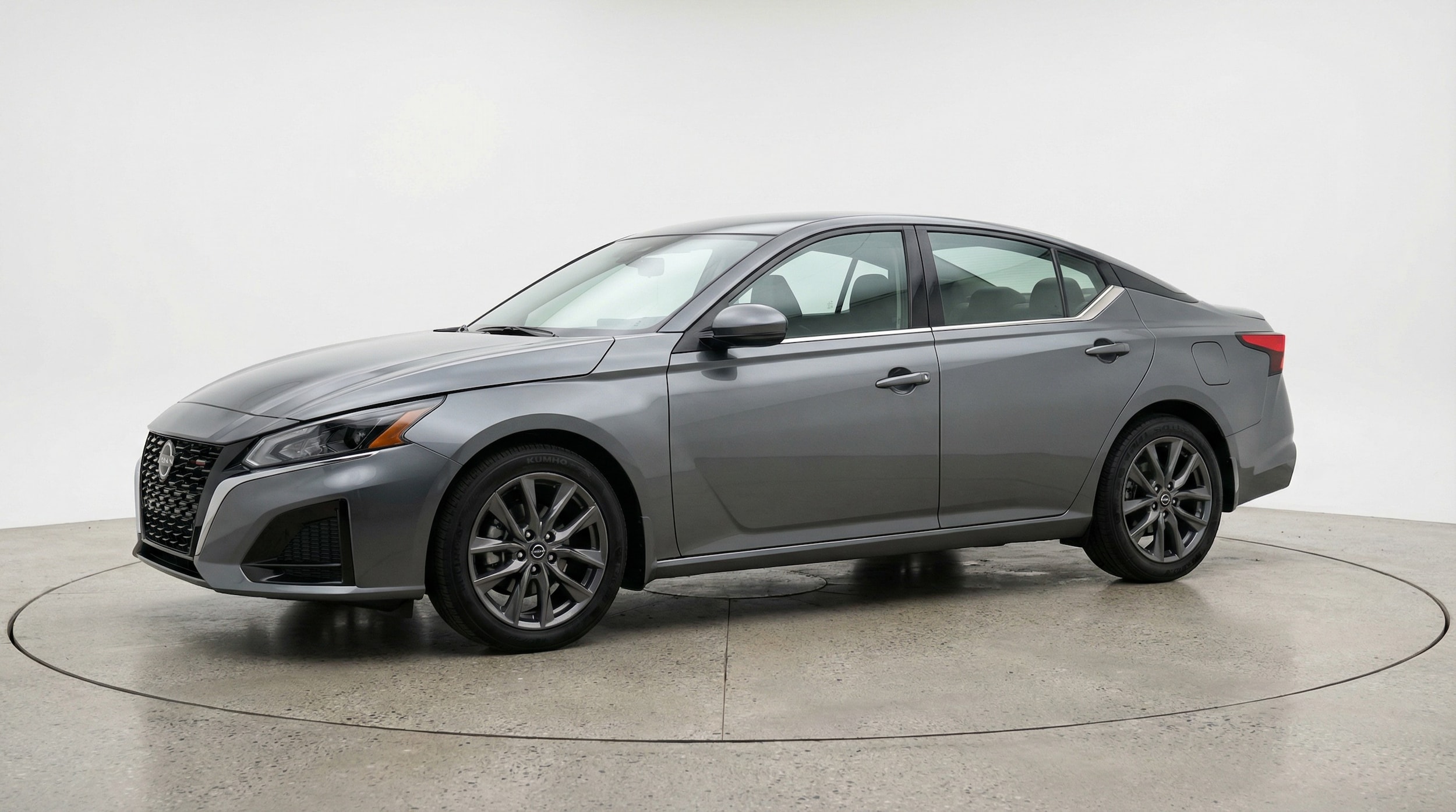 Thumbnail: 2025 Nissan Altima - 3