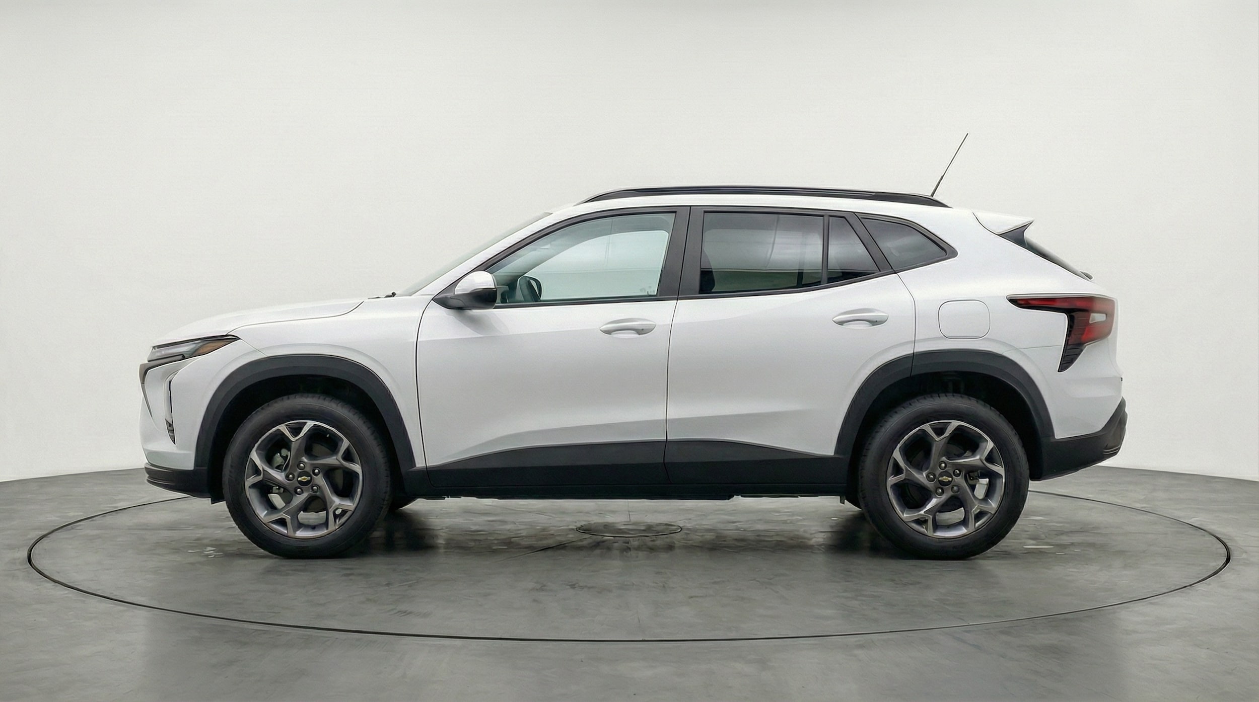 Thumbnail: 2025 Chevrolet Trax - 4