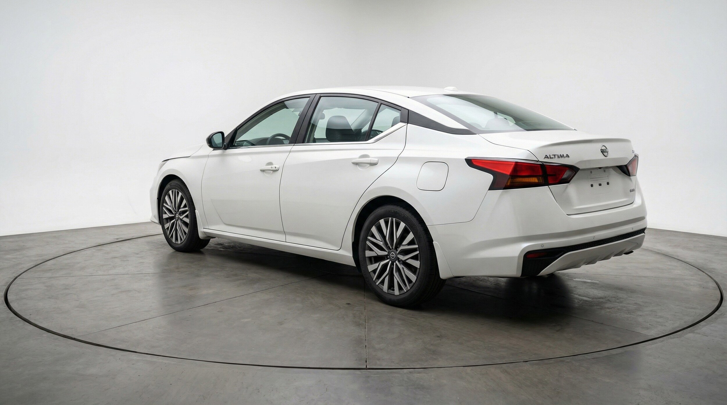 Thumbnail: 2025 Nissan Altima - 6