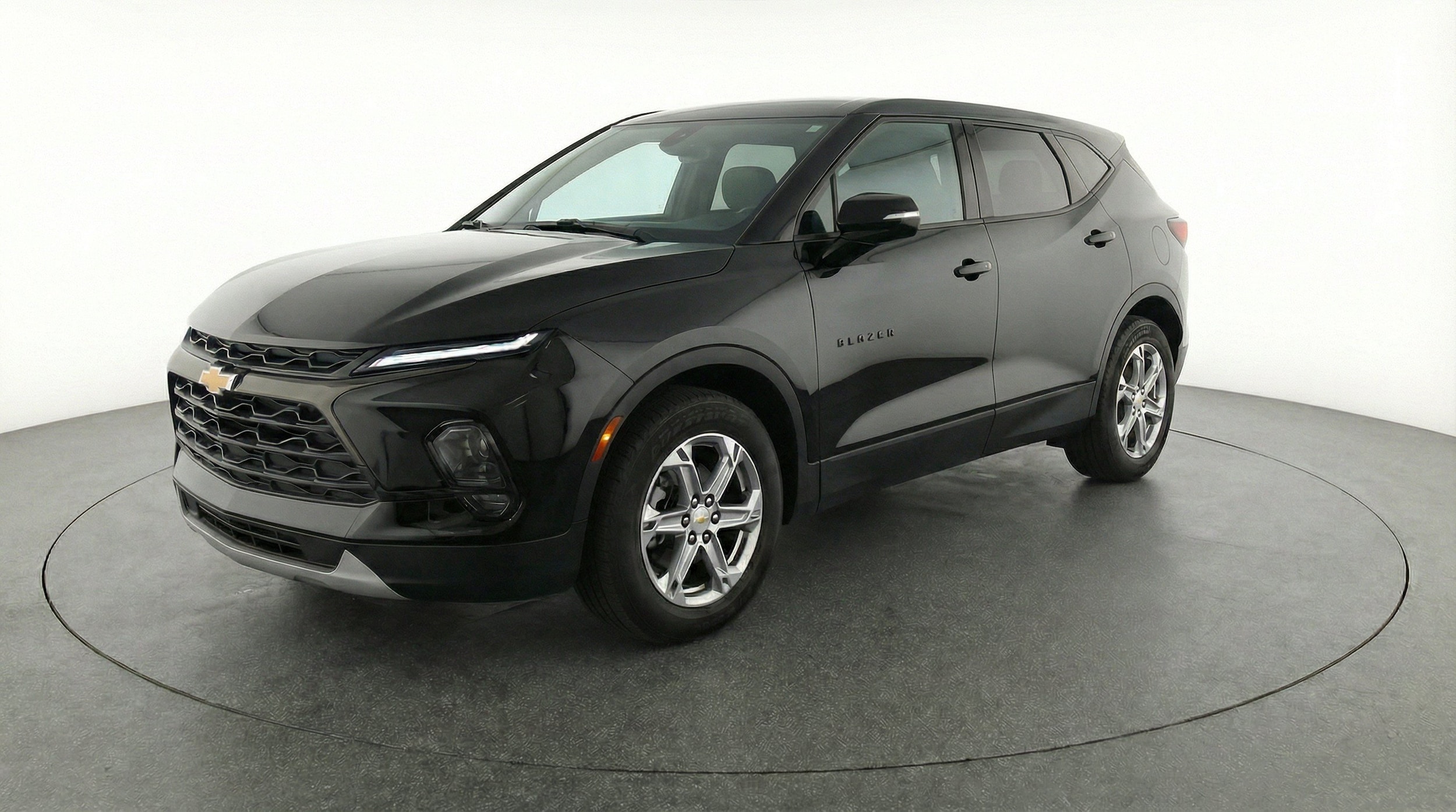Thumbnail: 2025 Chevrolet Blazer - 3