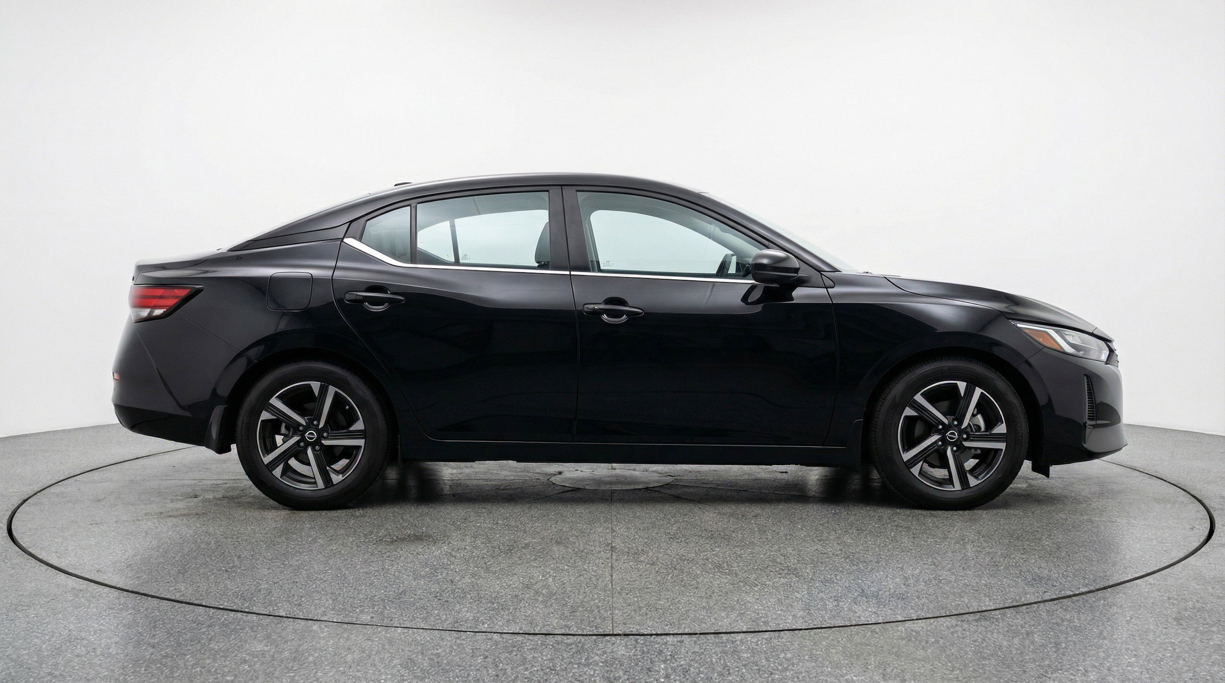 Thumbnail: 2025 Nissan Sentra - 11