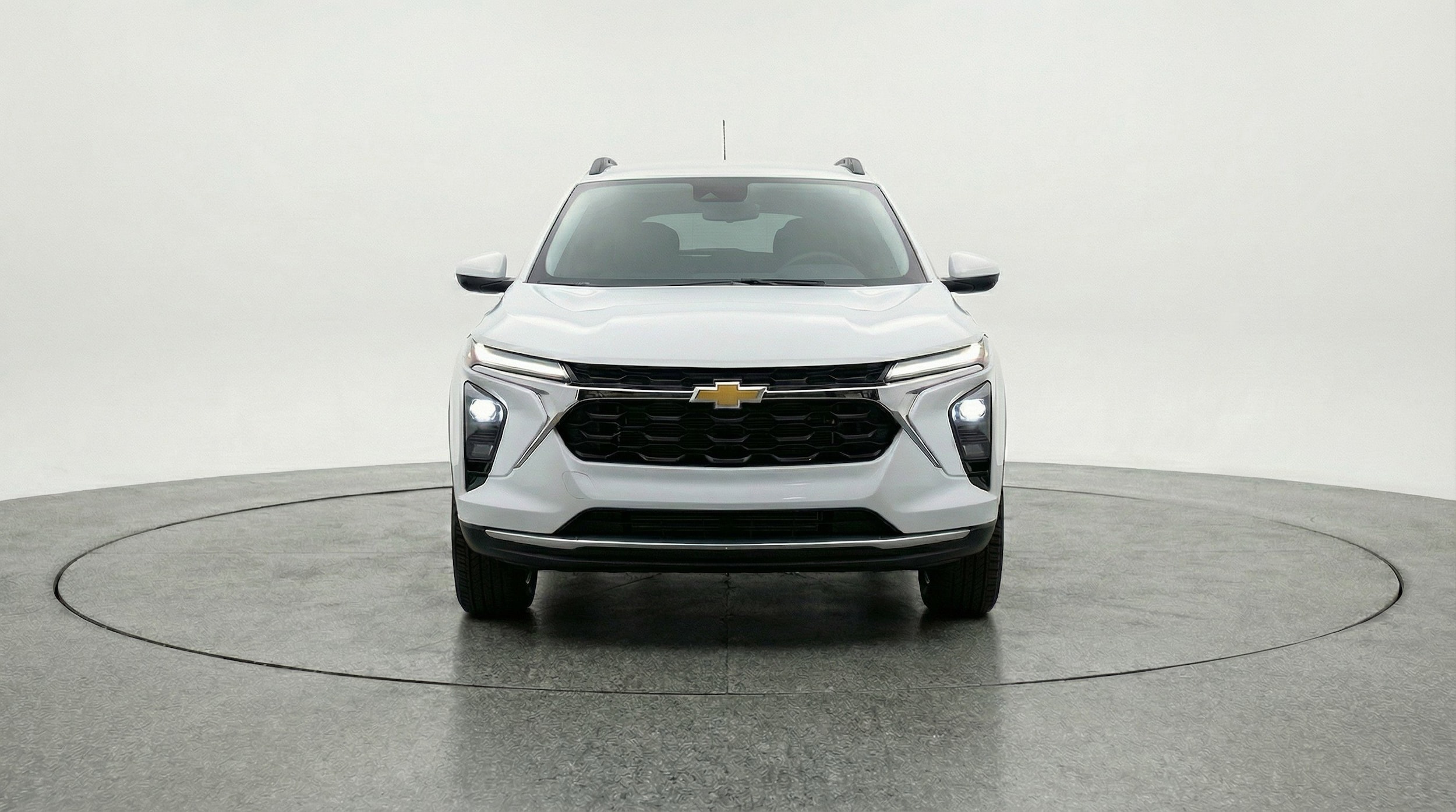 Thumbnail: 2025 Chevrolet Trax - 2