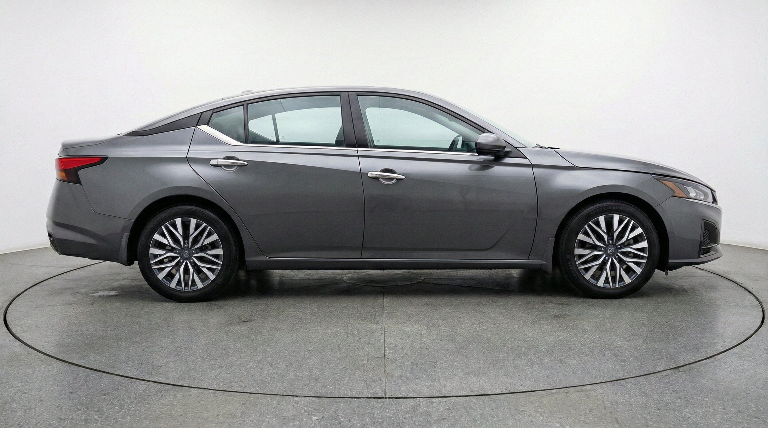 Thumbnail: 2025 Nissan Altima - 11