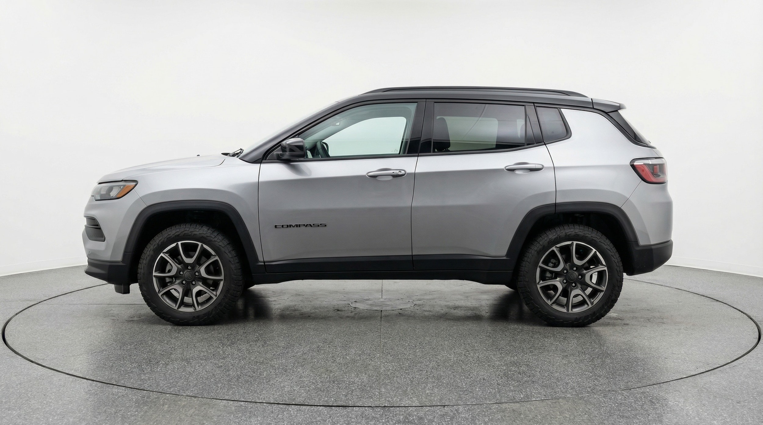 Thumbnail: 2025 Jeep Compass - 4