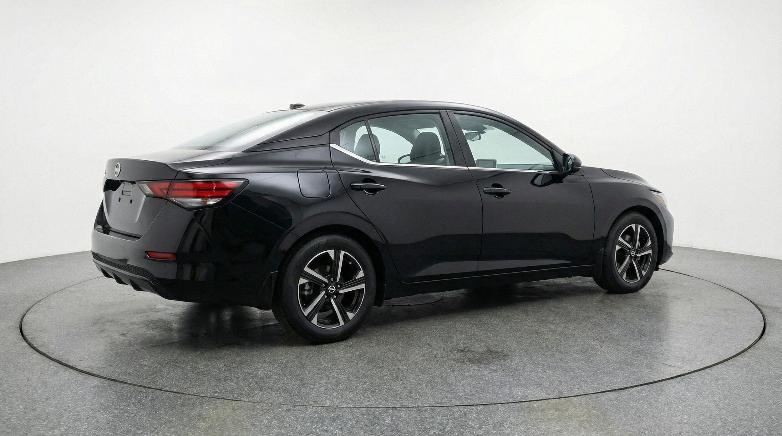 Thumbnail: 2025 Nissan Sentra - 9