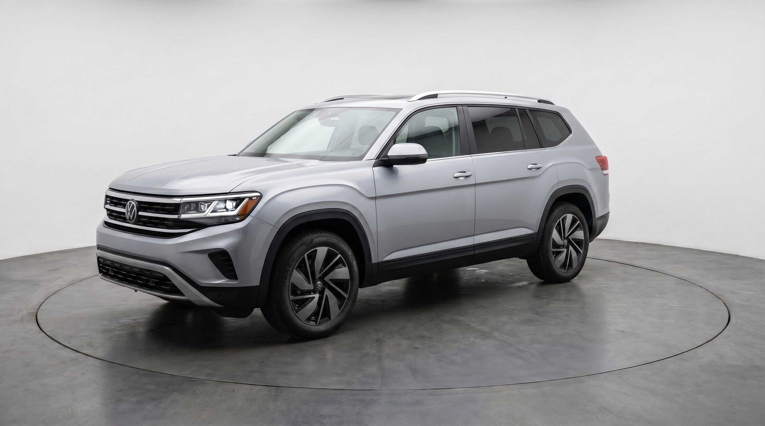 Thumbnail: 2026 Volkswagen Atlas - 3