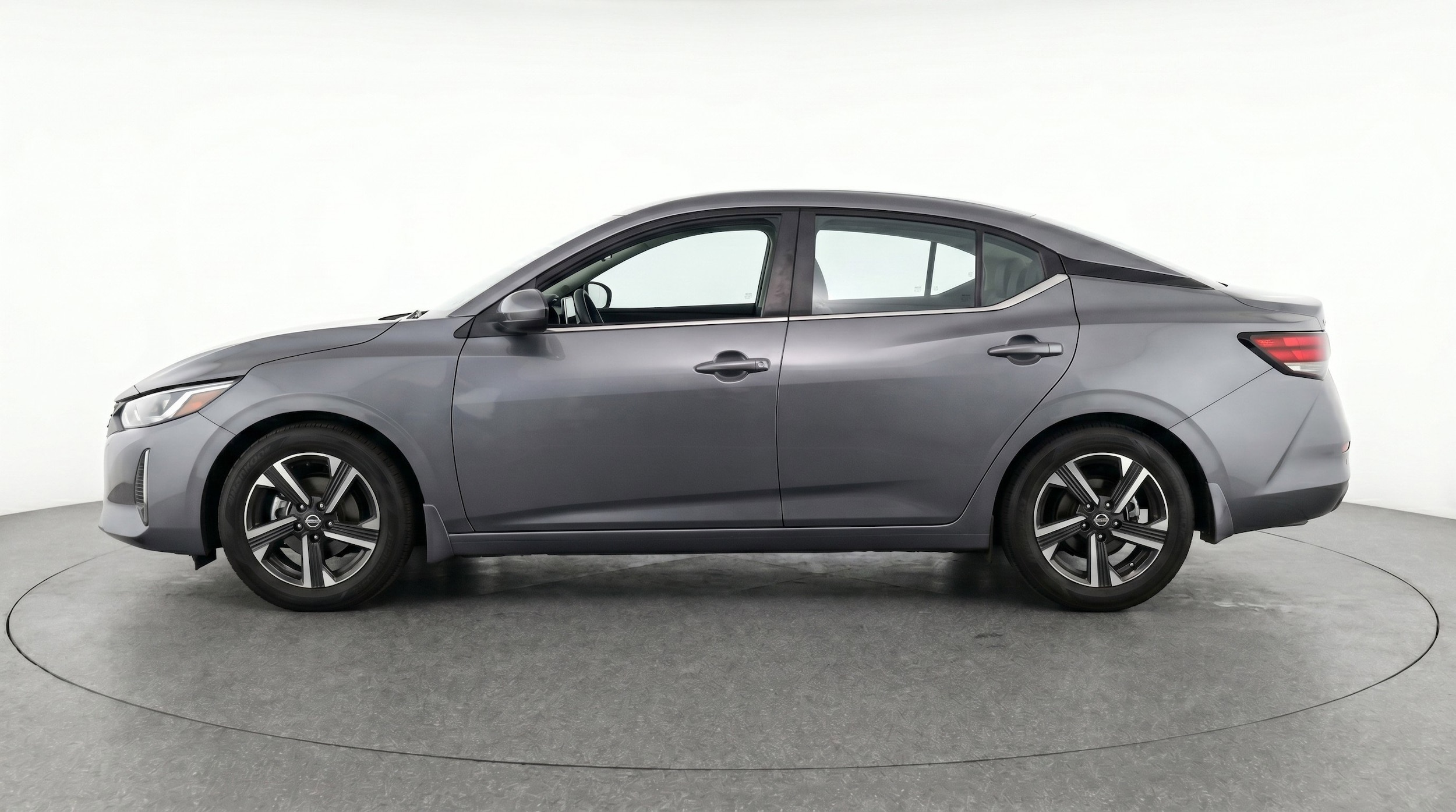 Thumbnail: 2025 Nissan Sentra - 5