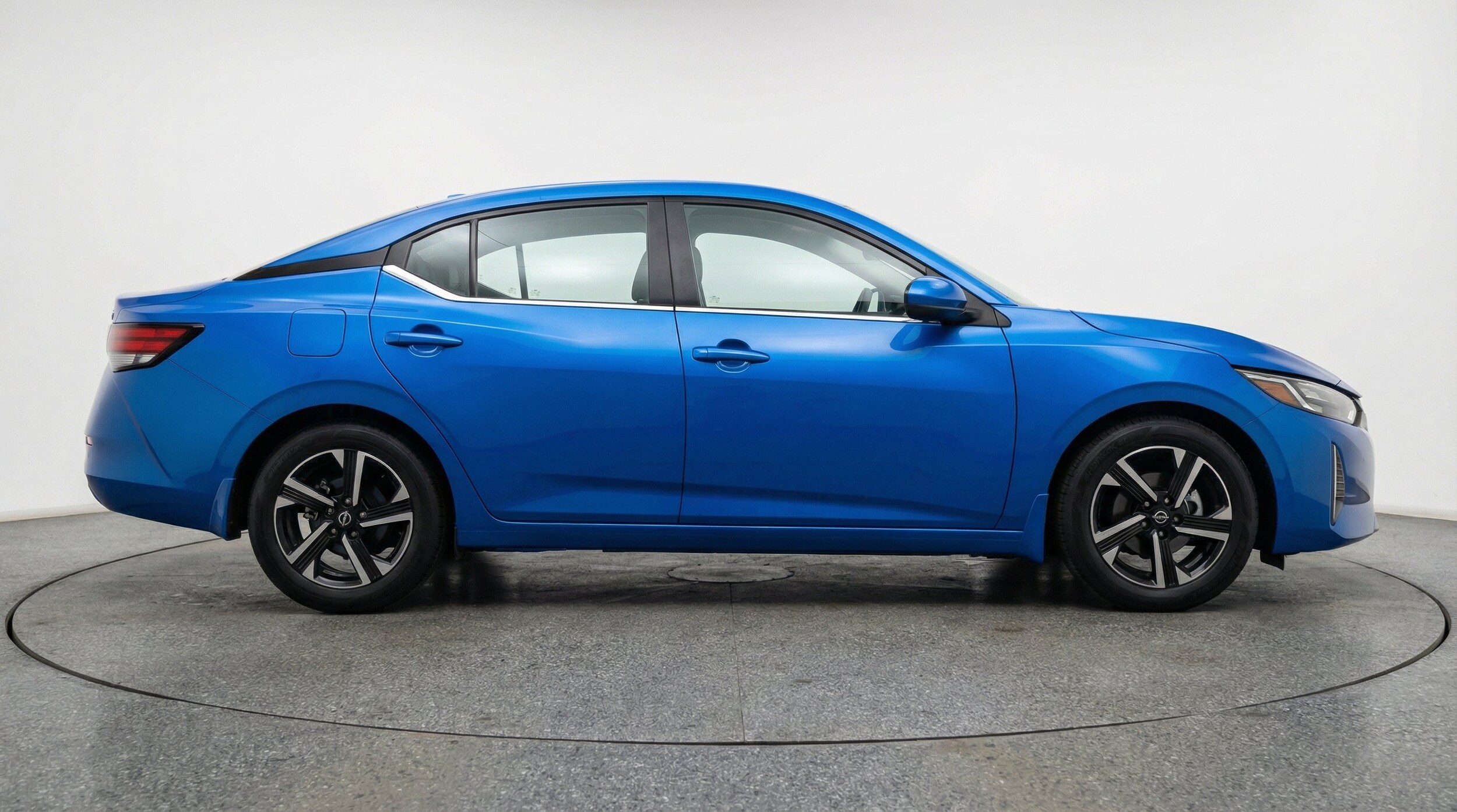 Thumbnail: 2025 Nissan Sentra - 11