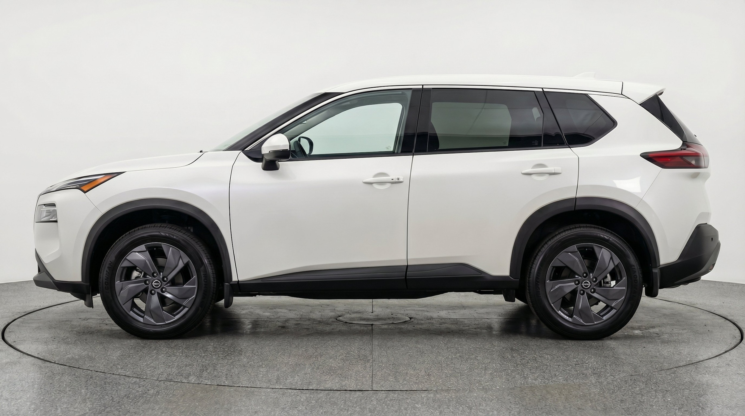 Thumbnail: 2025 Nissan Rogue - 5