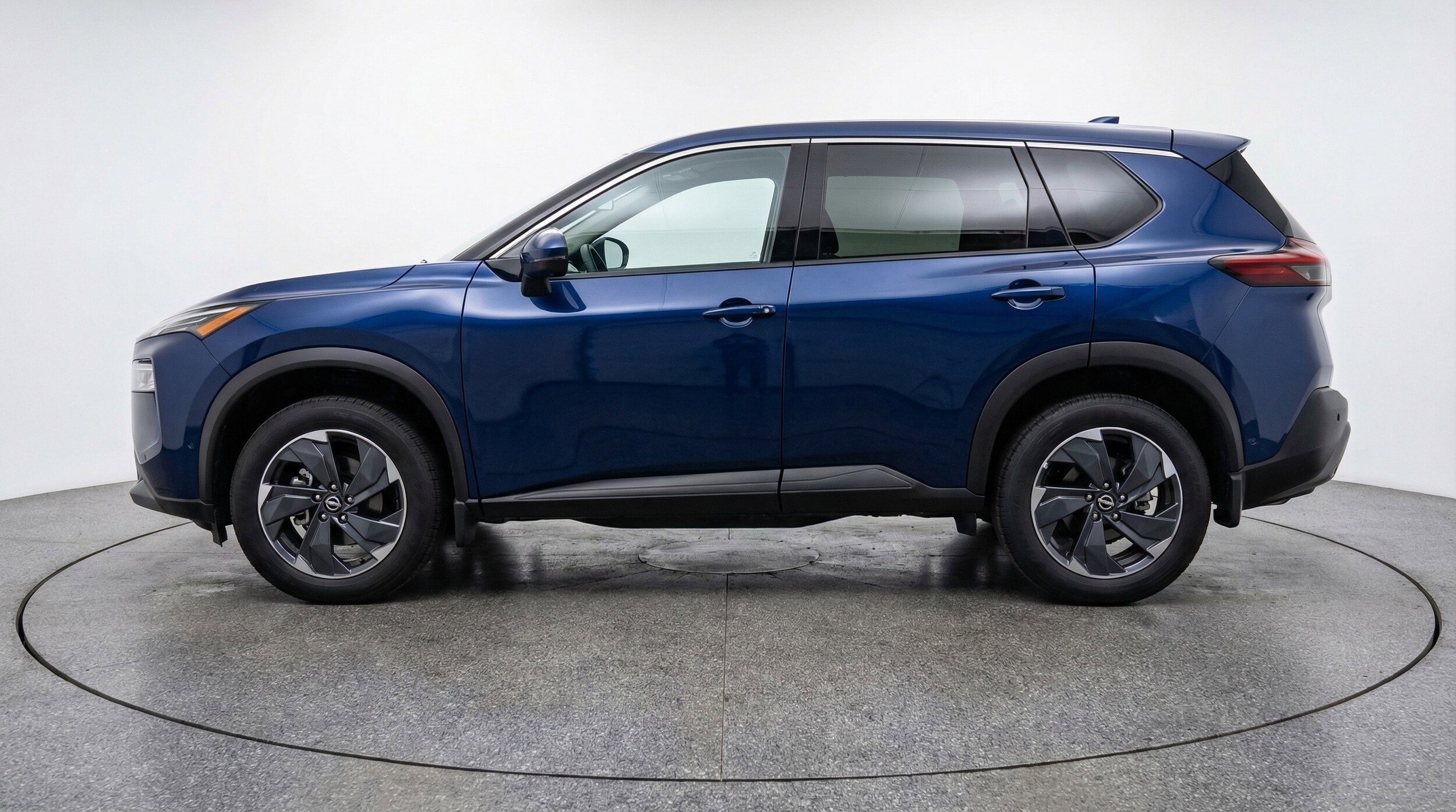 Thumbnail: 2025 Nissan Rogue - 5