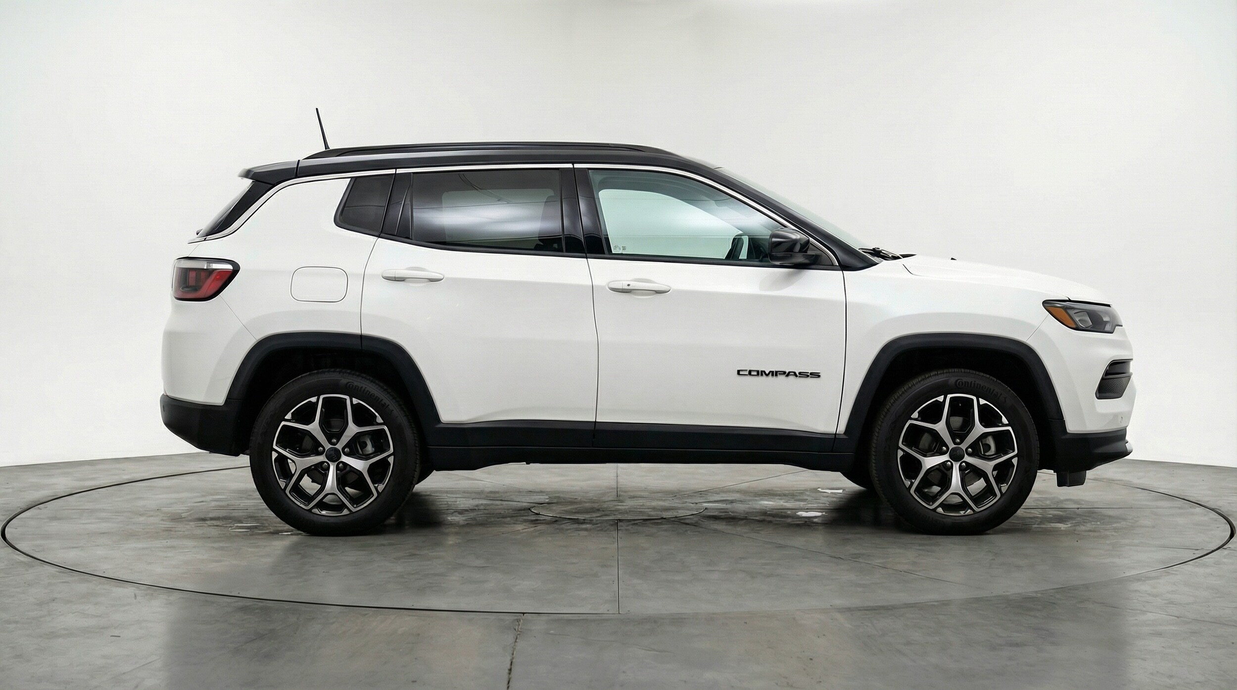 Thumbnail: 2025 Jeep Compass - 8