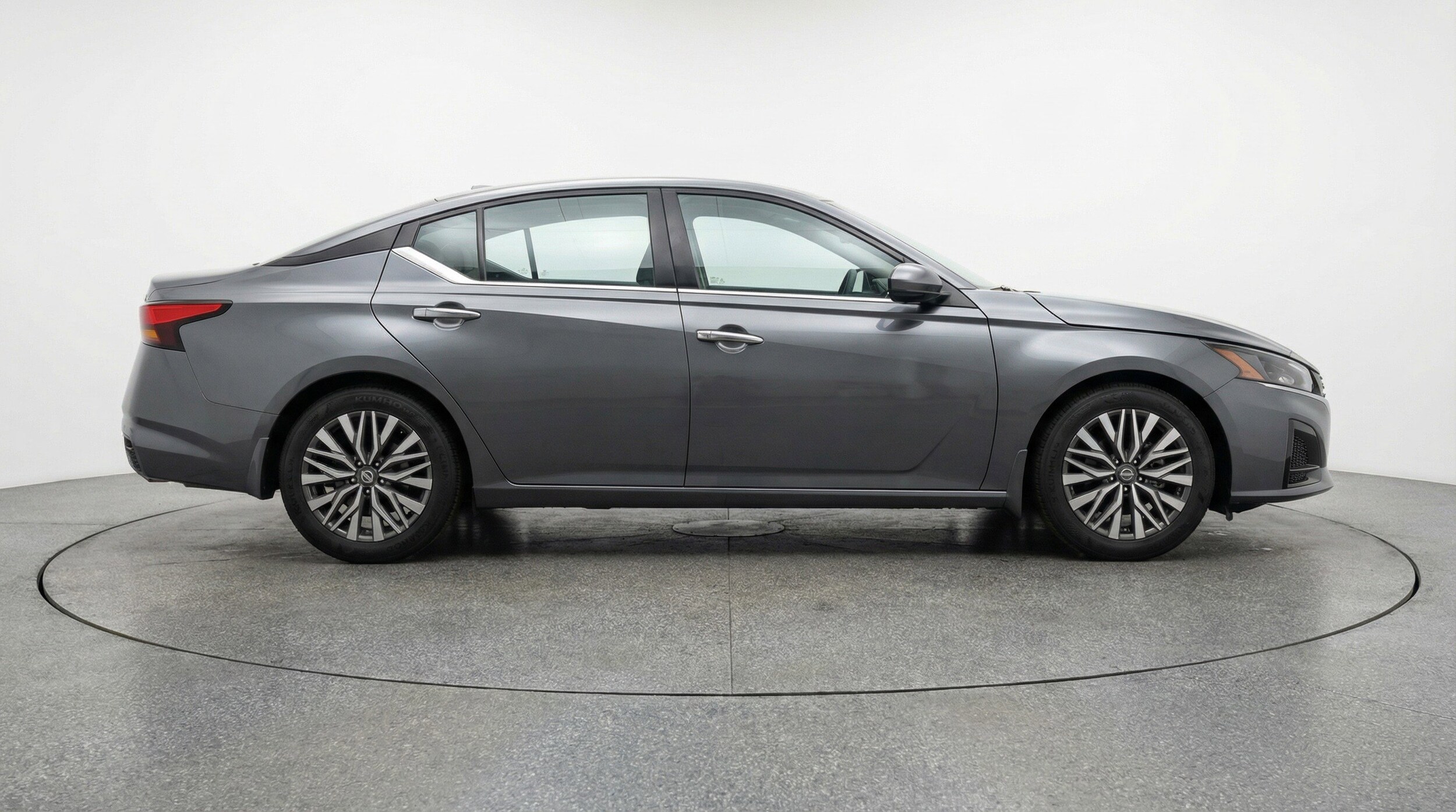 Thumbnail: 2025 Nissan Altima - 11