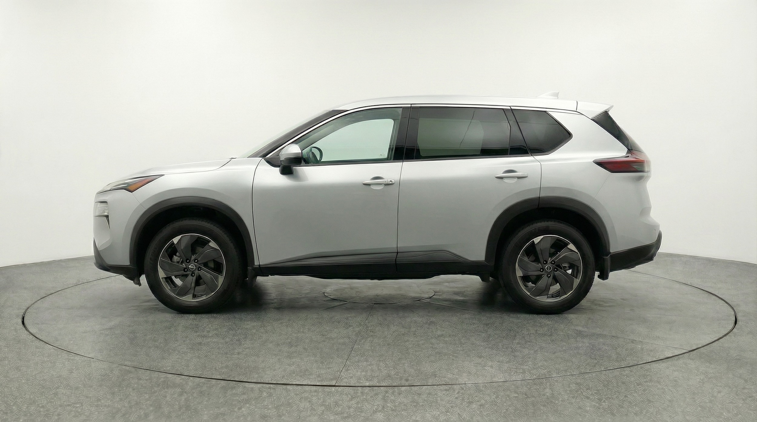 Thumbnail: 2025 Nissan Rogue - 4