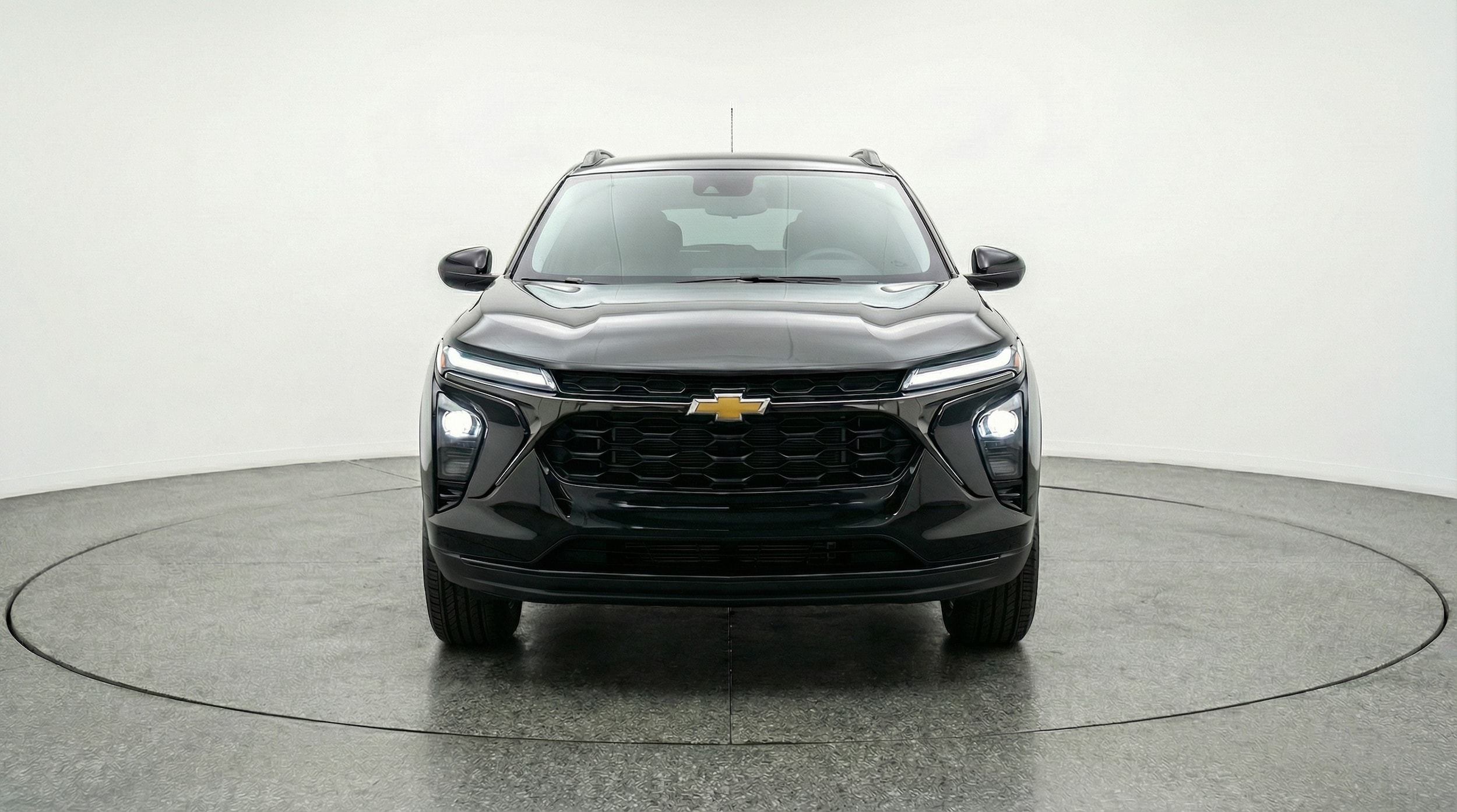 Thumbnail: 2025 Chevrolet Trax - 2