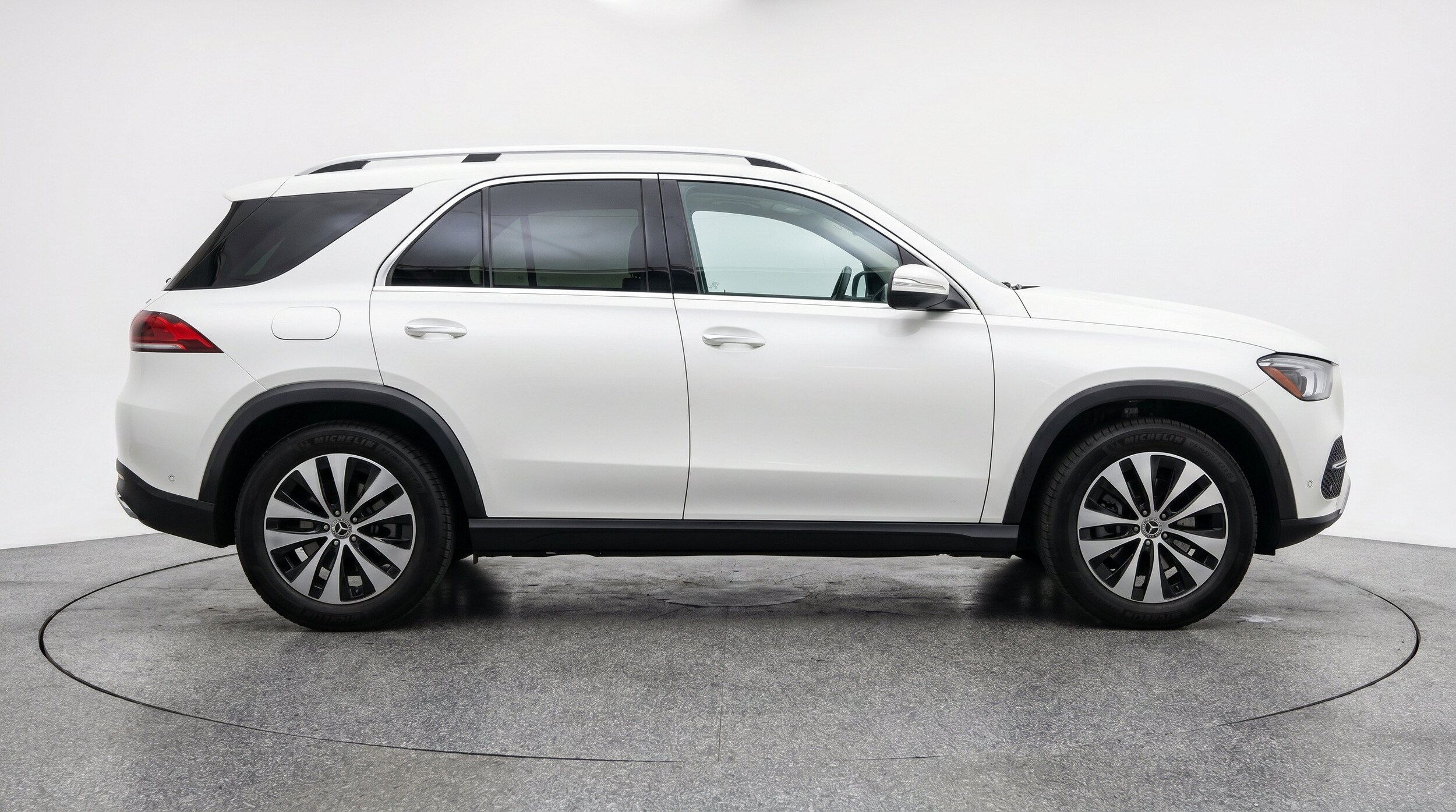 Thumbnail: 2026 Mercedes-Benz GLE - 11